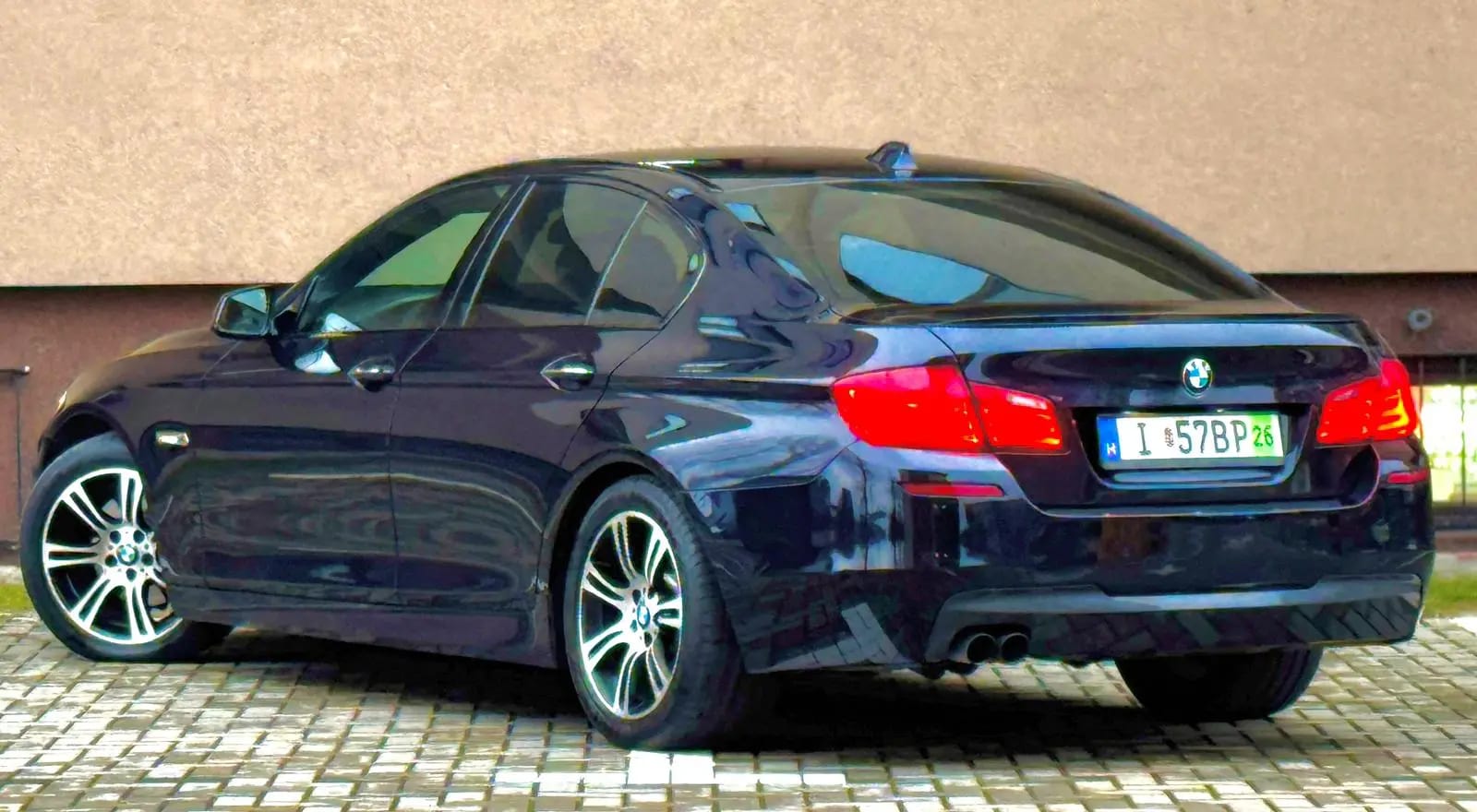 BMW 520