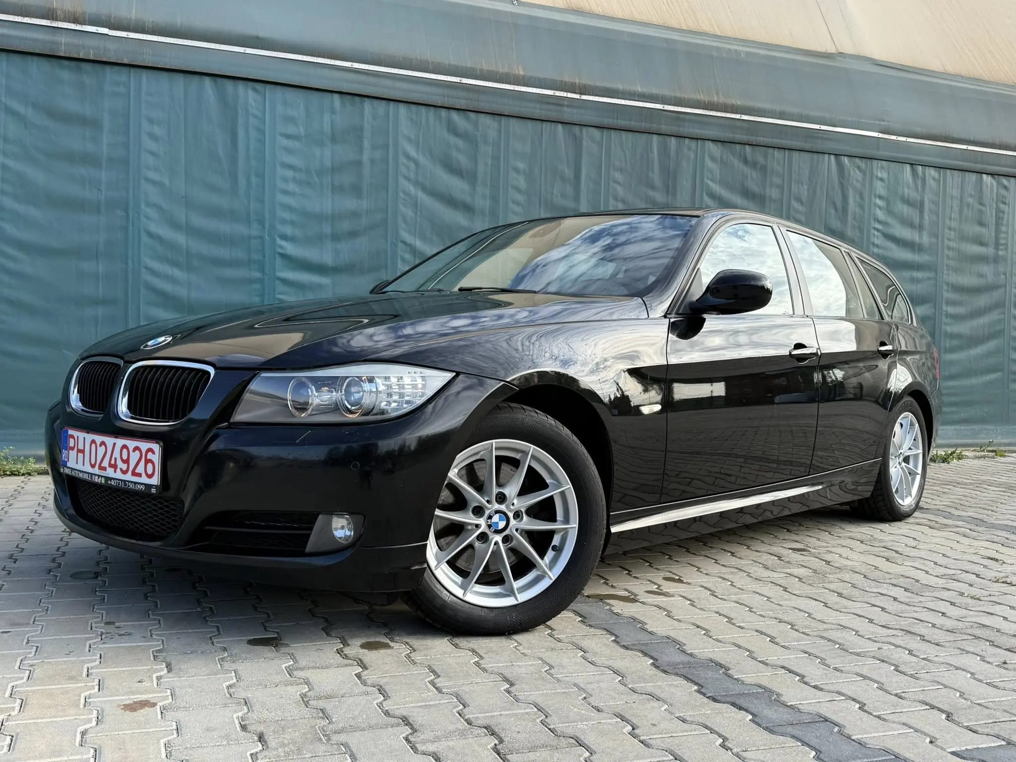 BMW 320