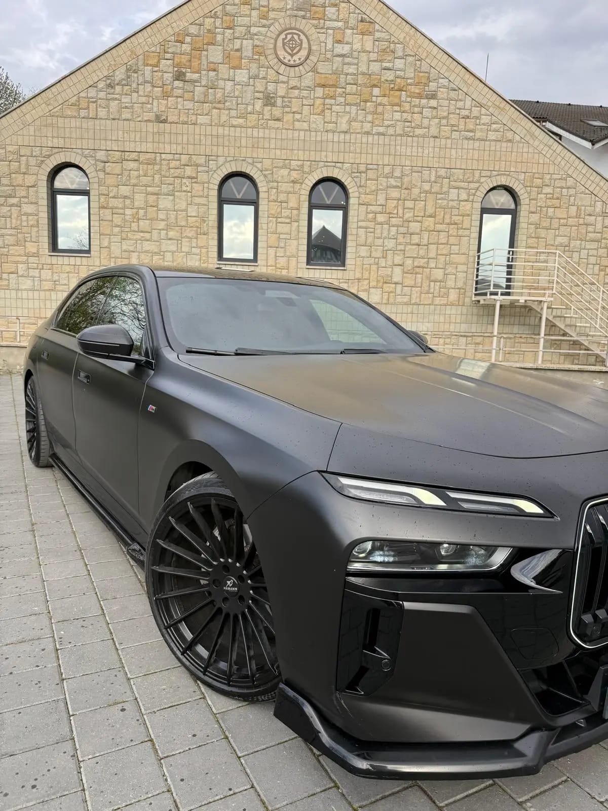 BMW 740