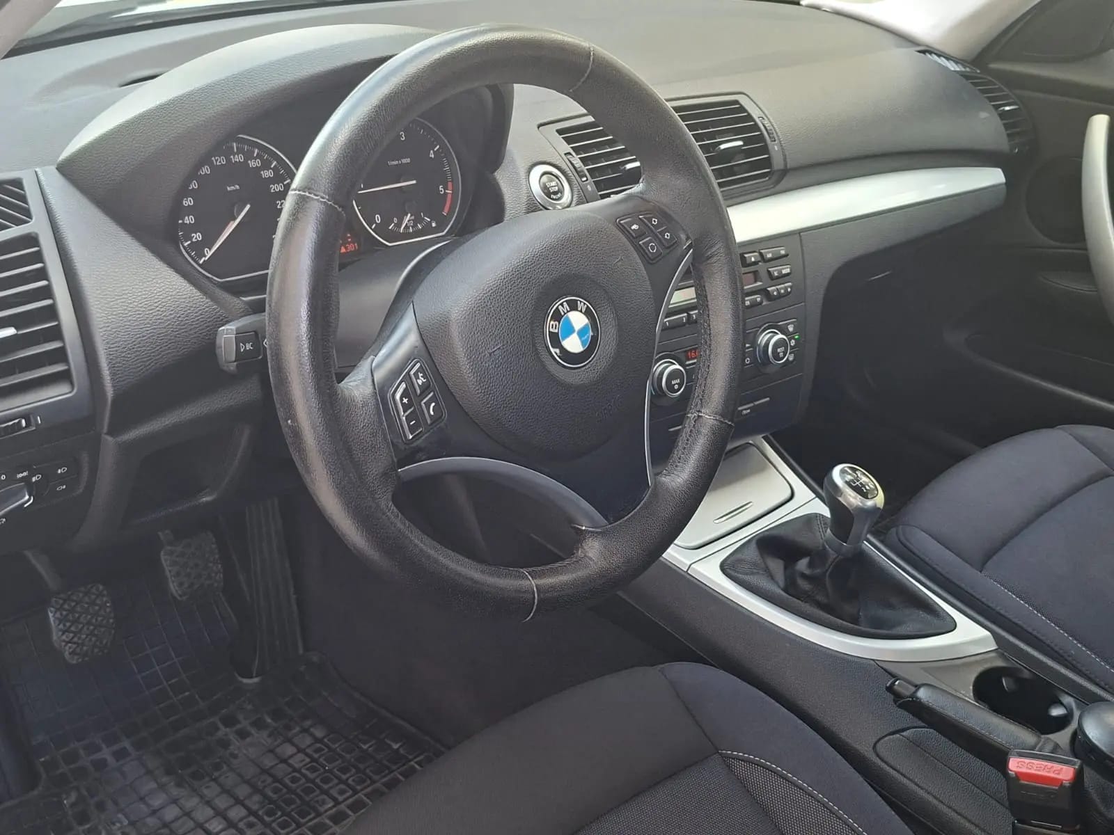 BMW 120