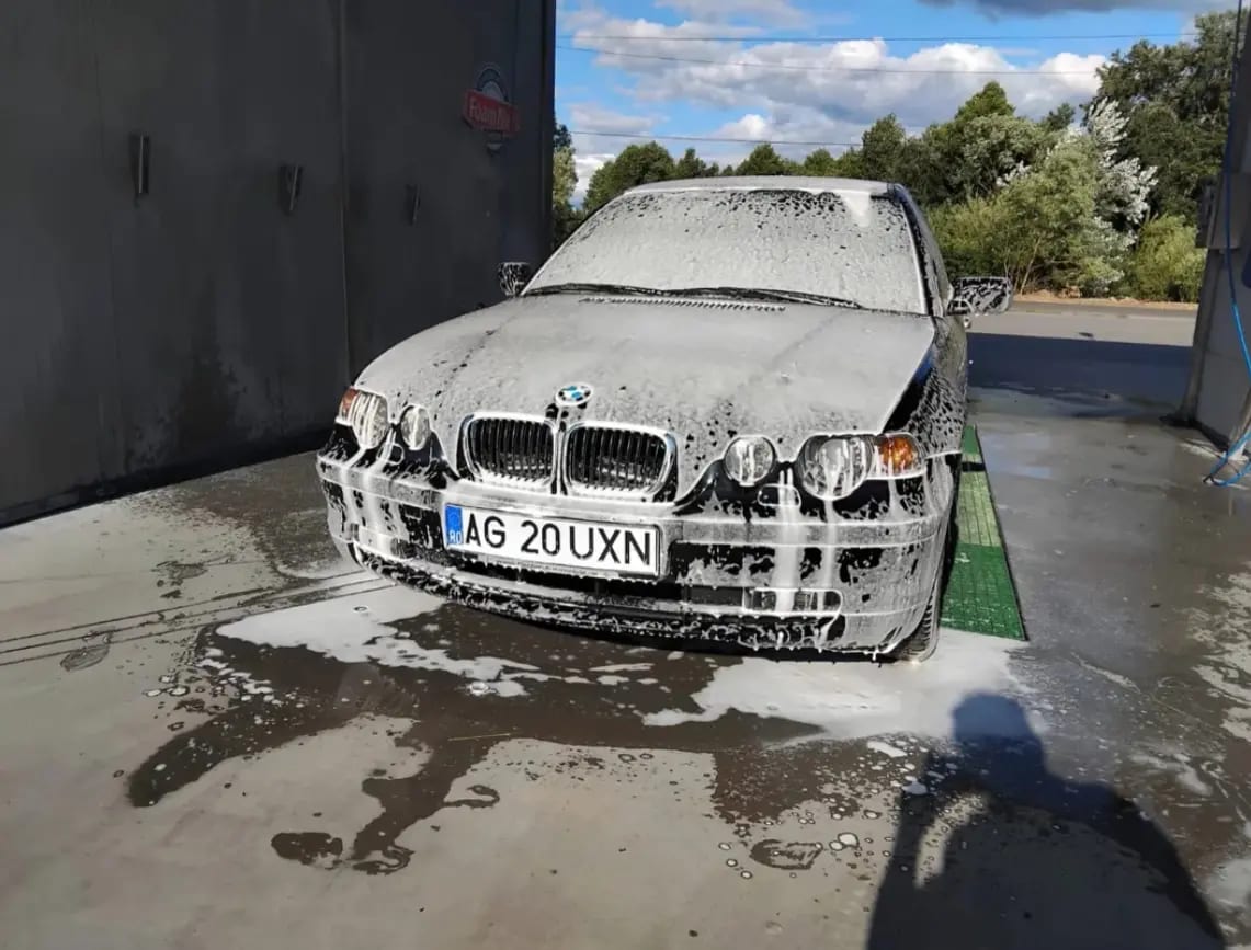 BMW 318