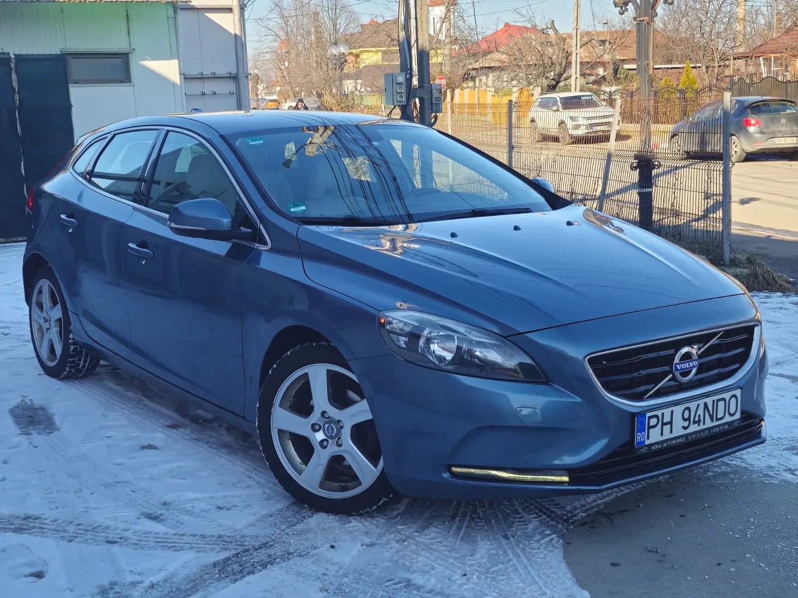 Volvo V40