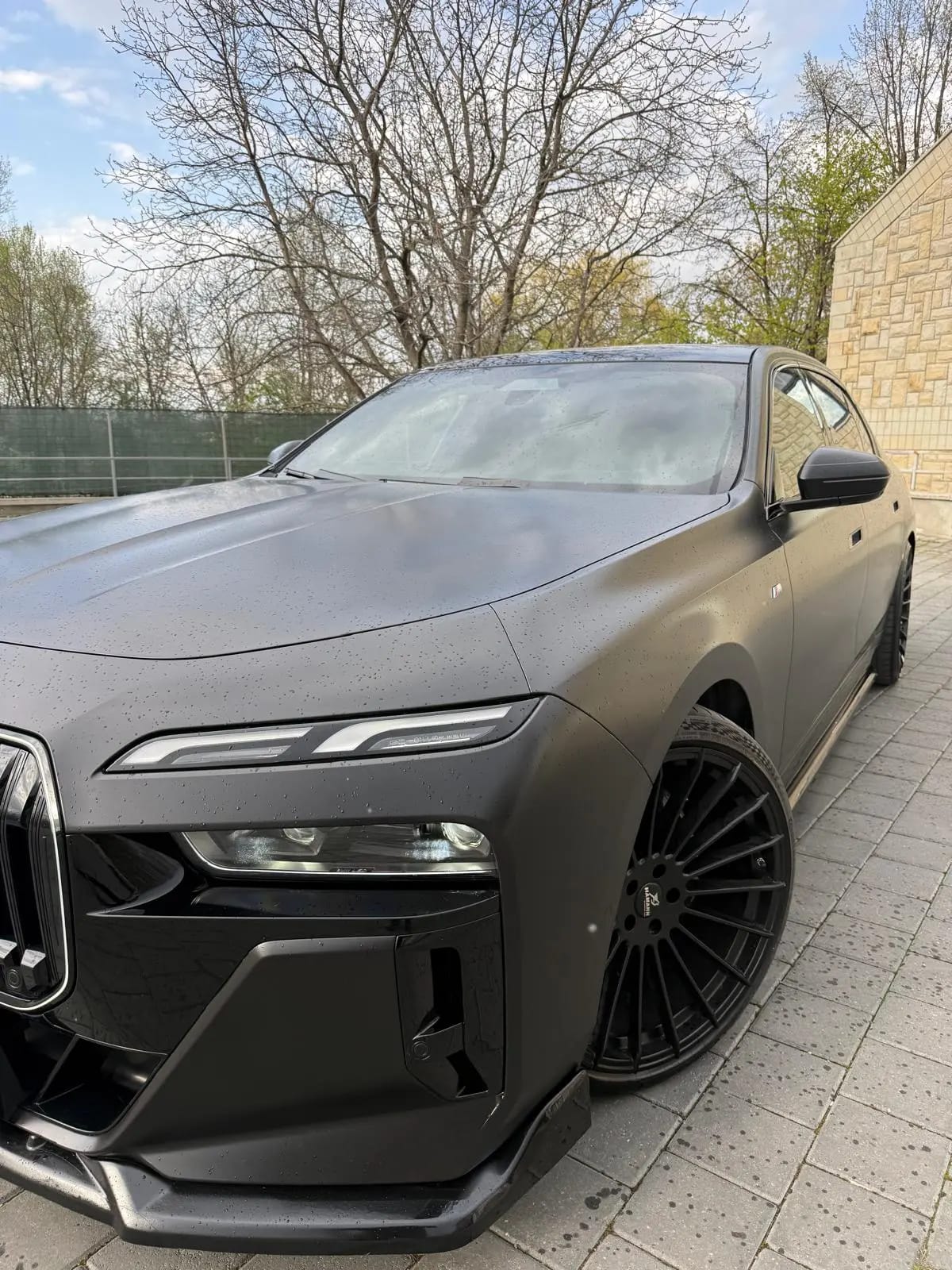 BMW 740