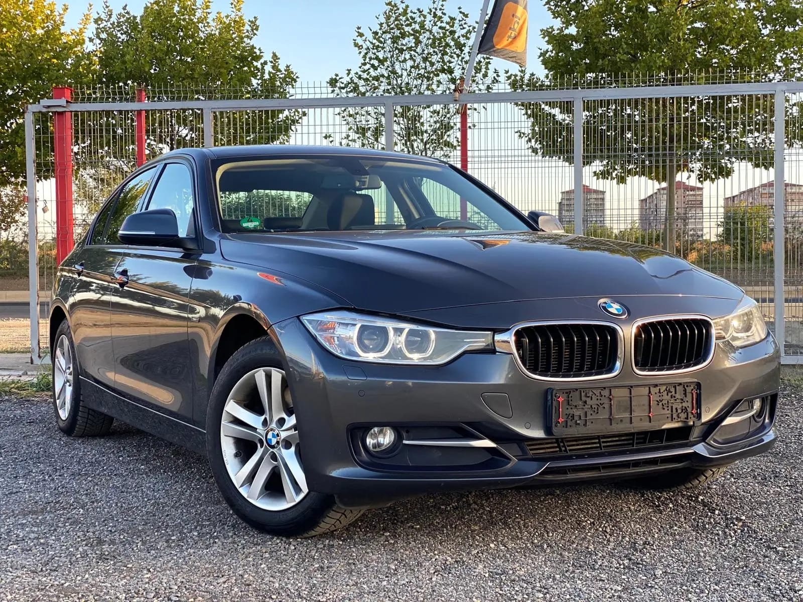 BMW 320