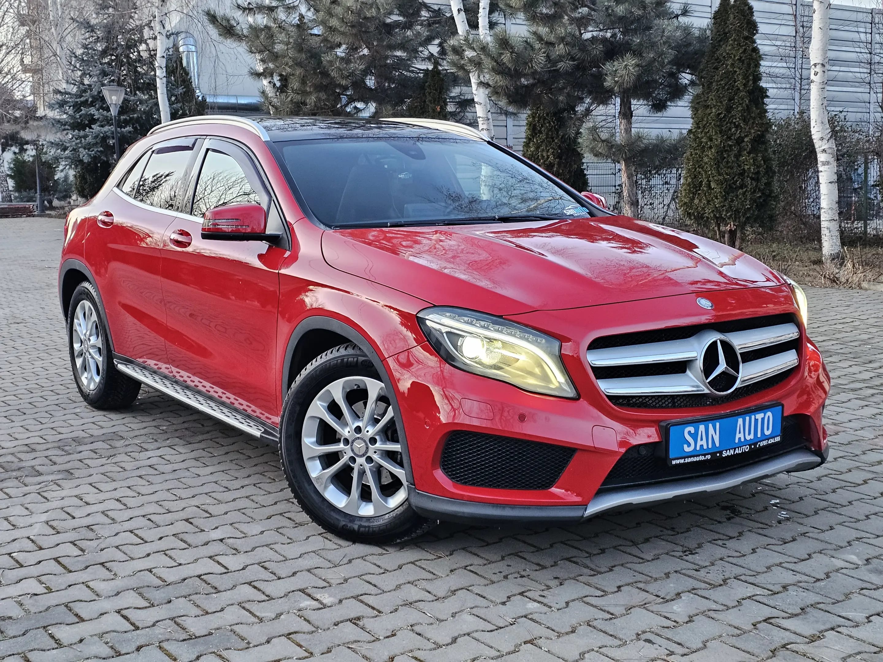 Mercedes-Benz GLA 180