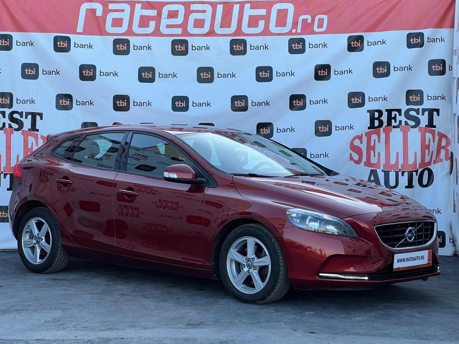 Volvo V40