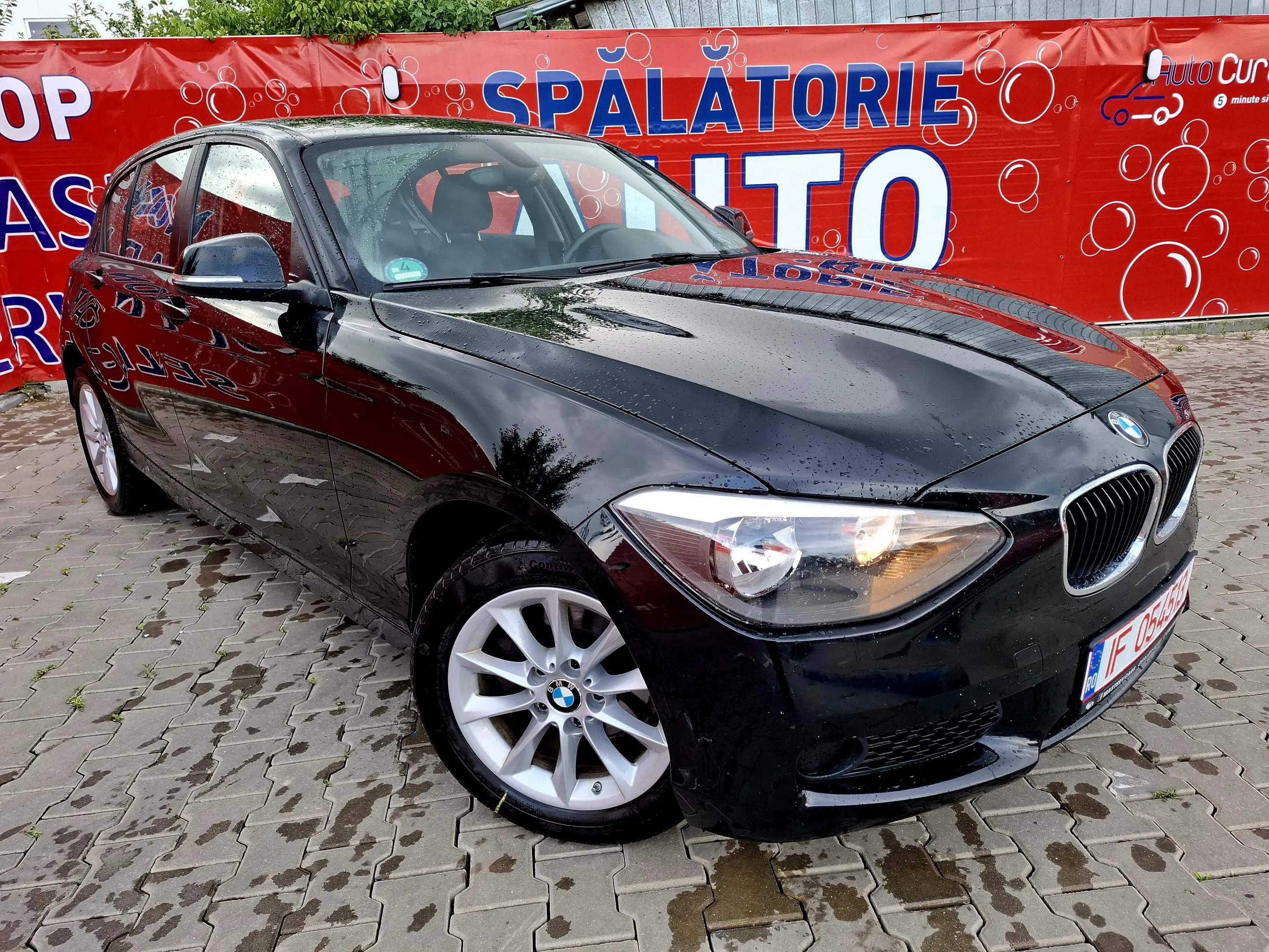 BMW 114