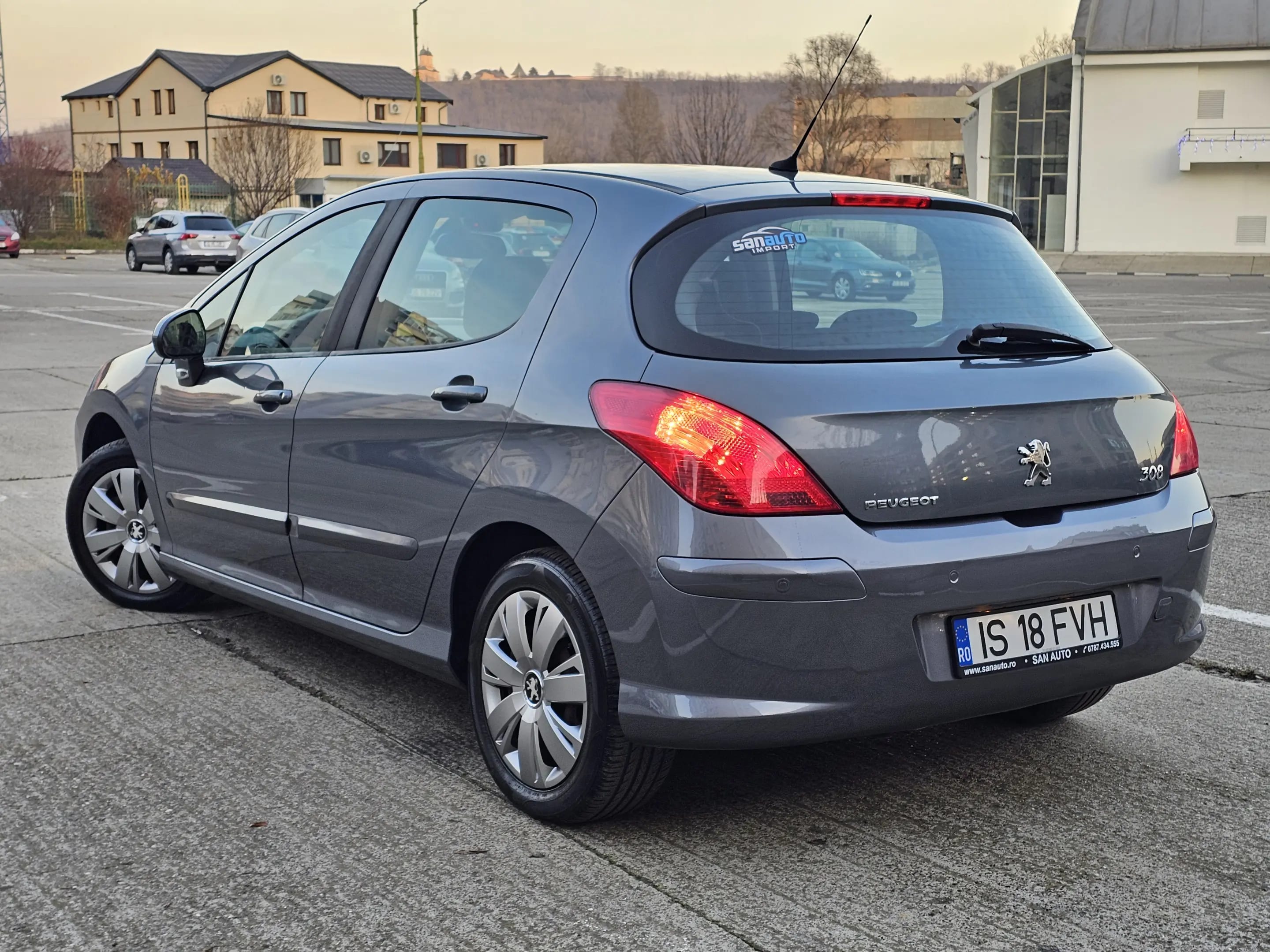 Peugeot 308