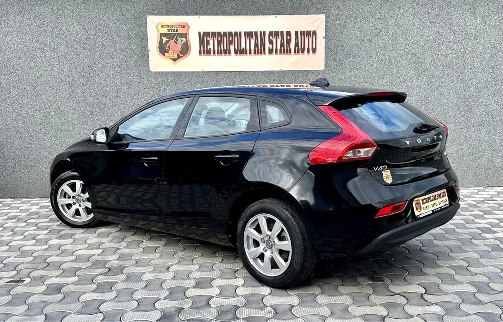 Volvo V40