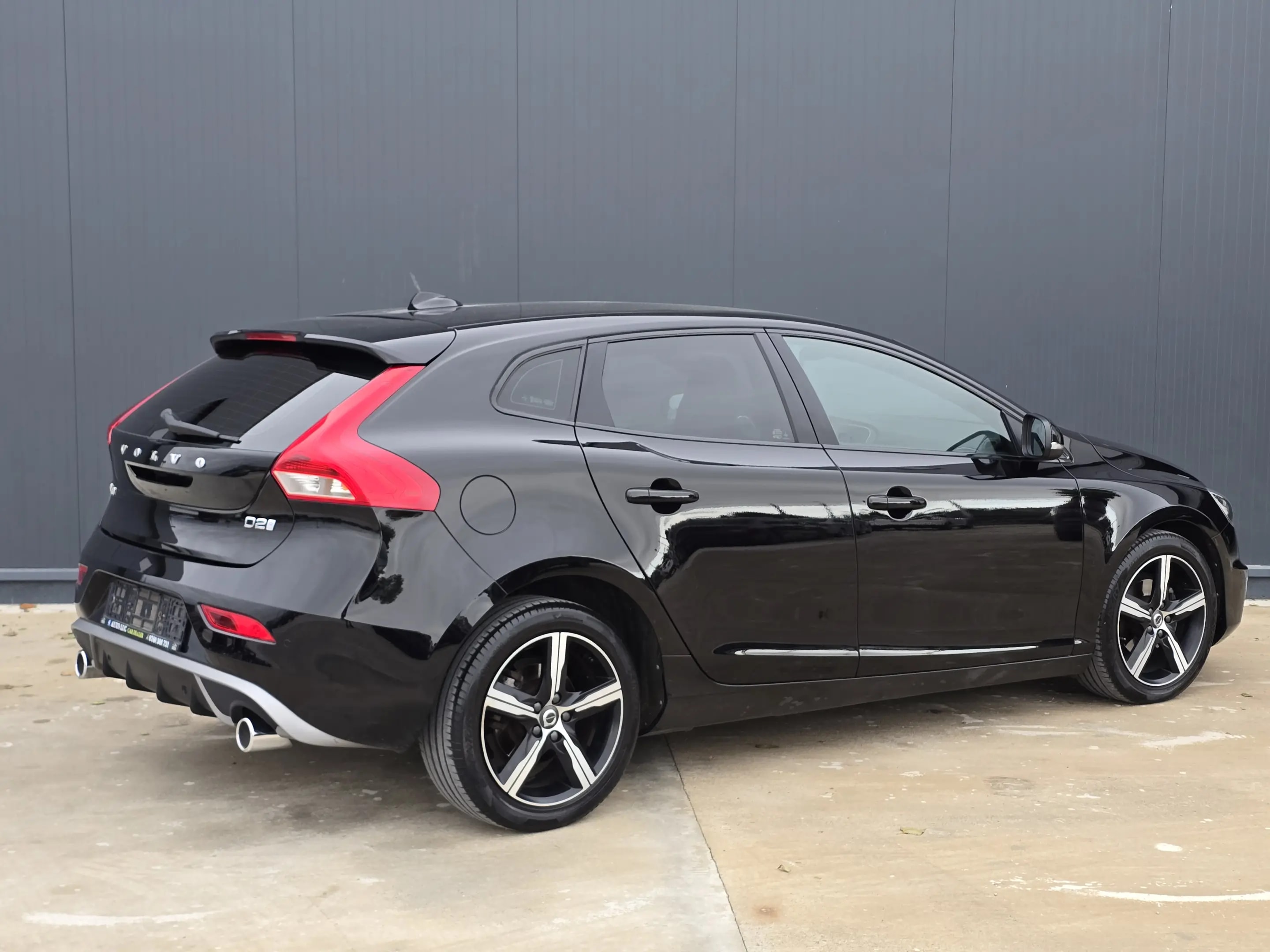 Volvo V40