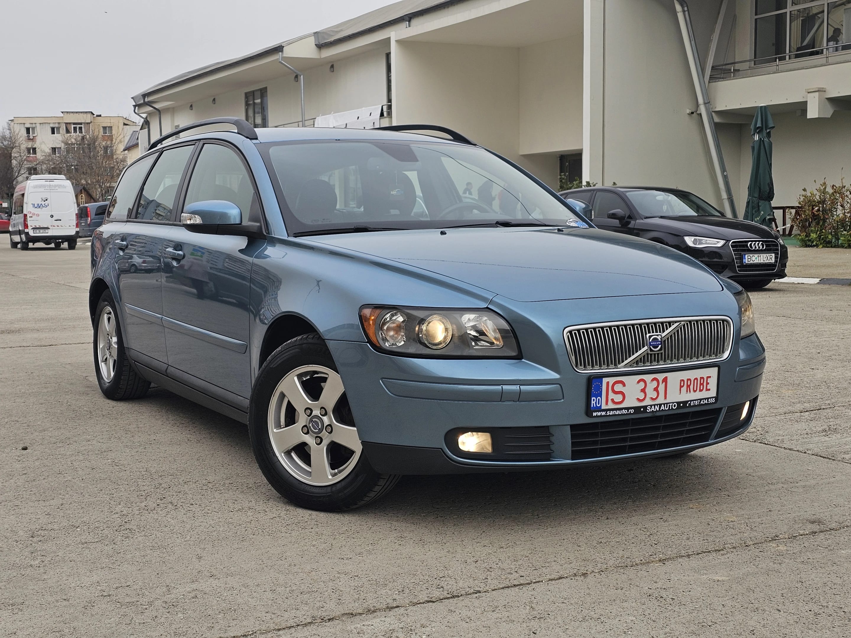 Volvo V50