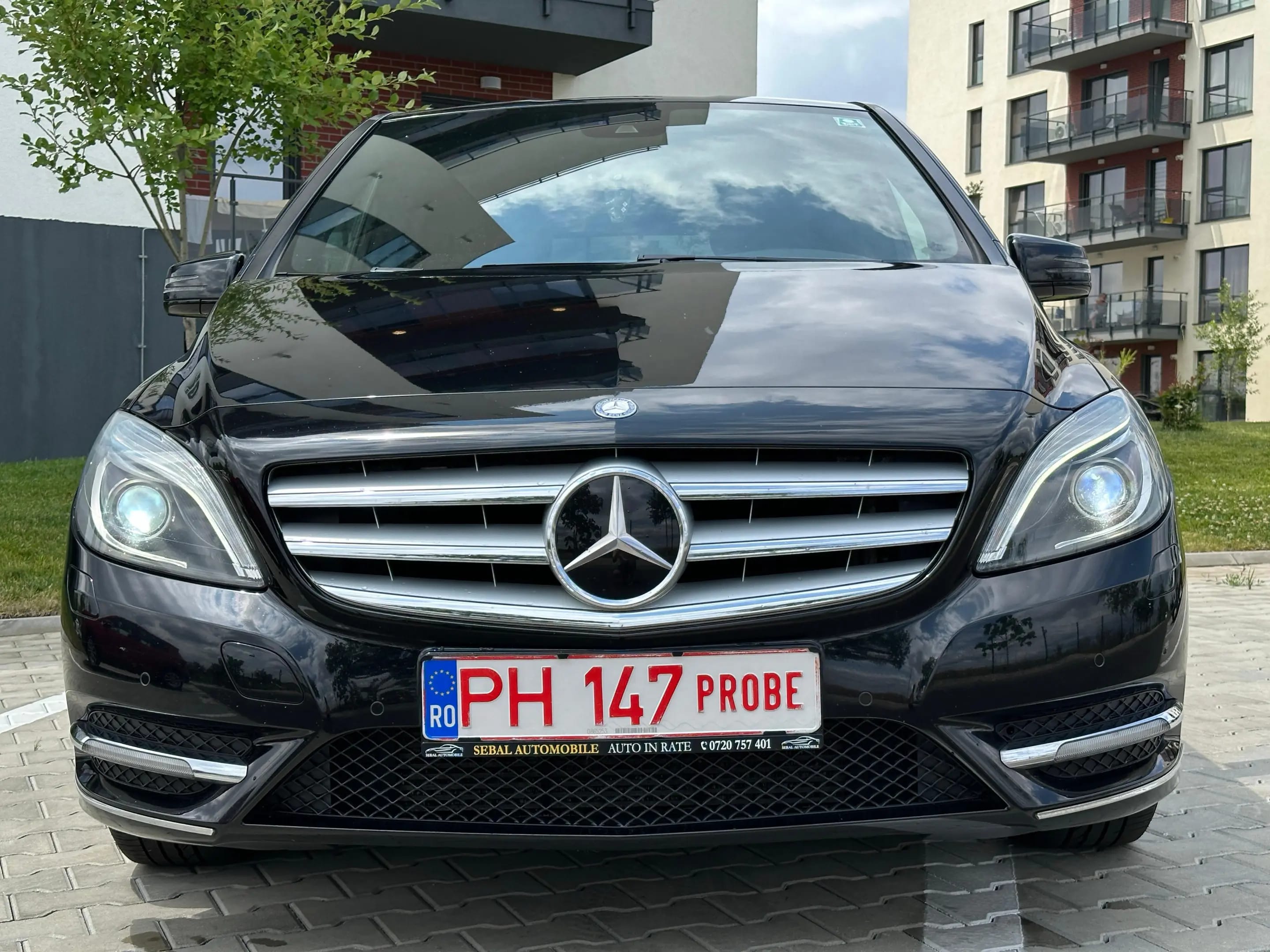 Mercedes-Benz B 200