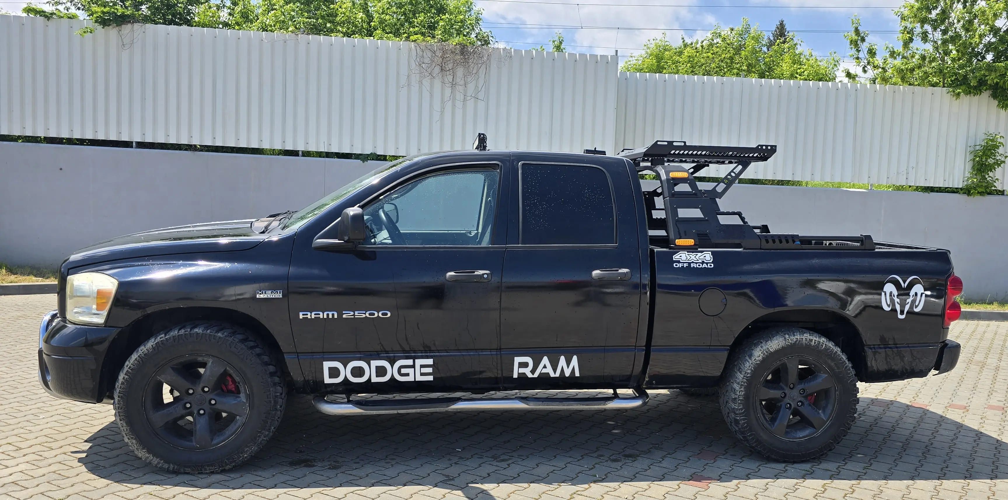 Dodge RAM