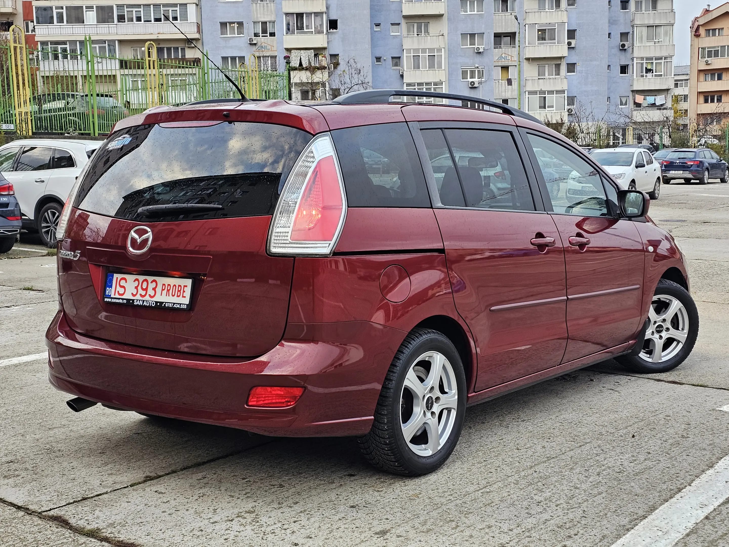 Mazda 5