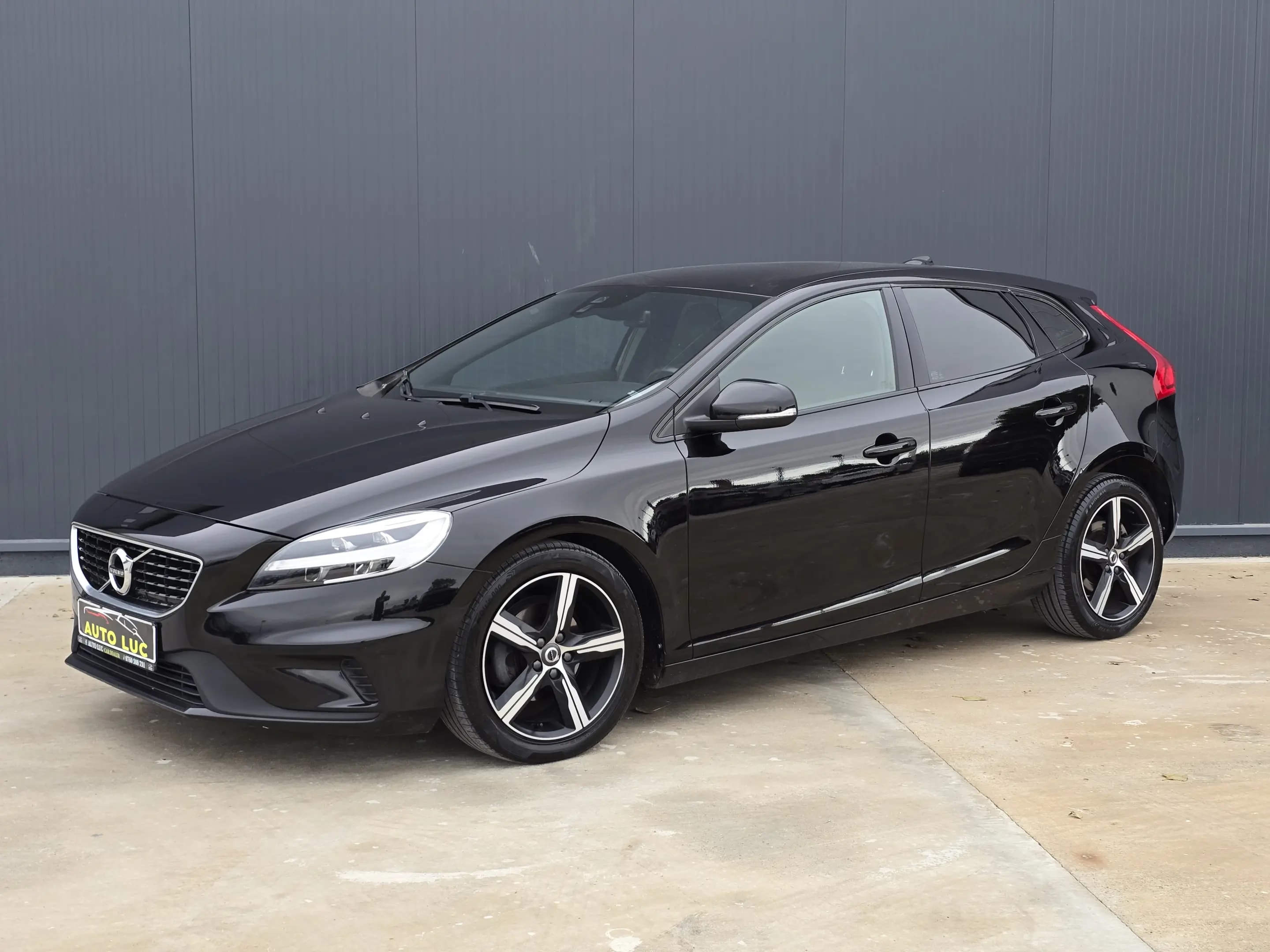 Volvo V40