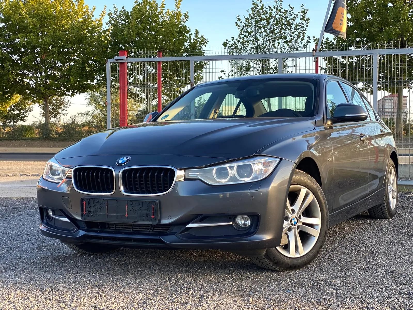 BMW 320