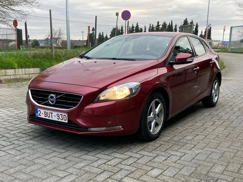 Volvo V40