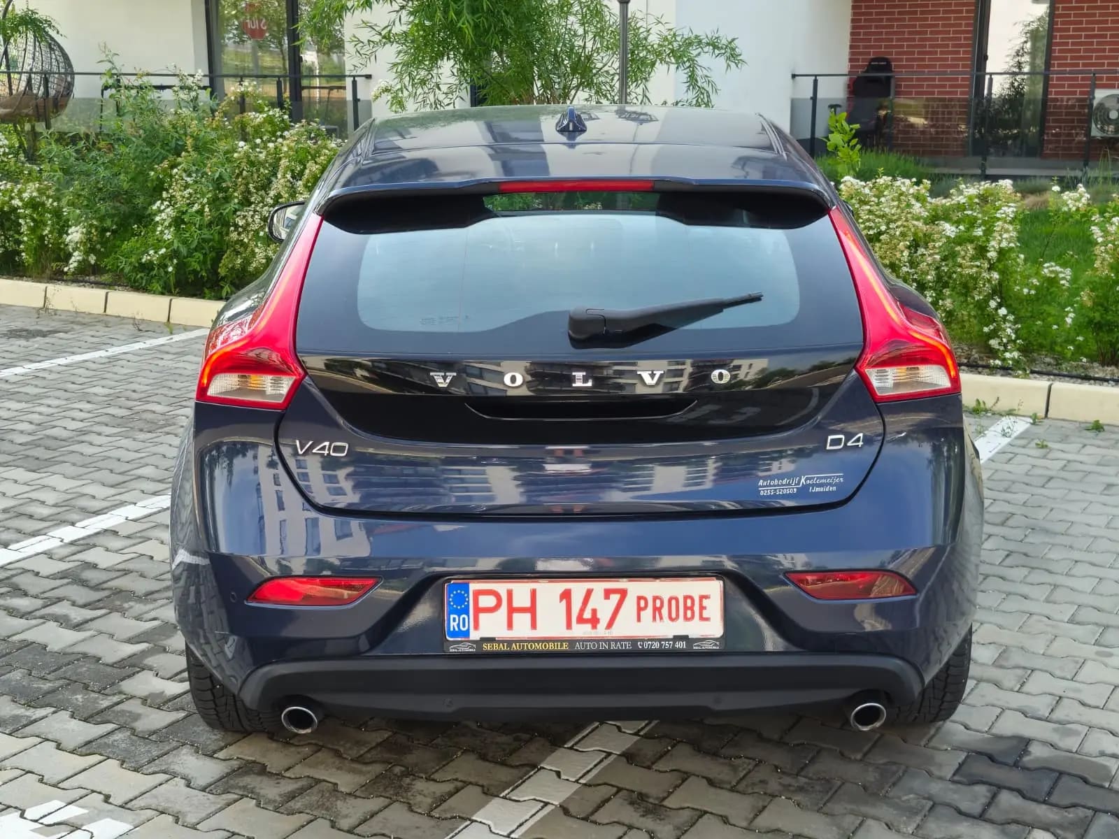 Volvo V40