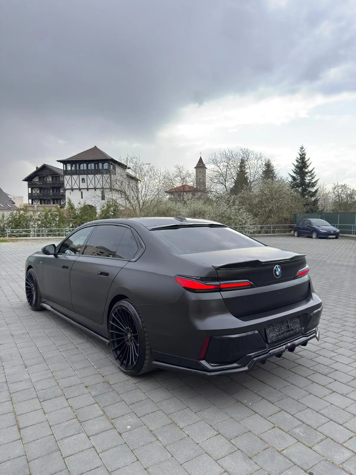 BMW 740