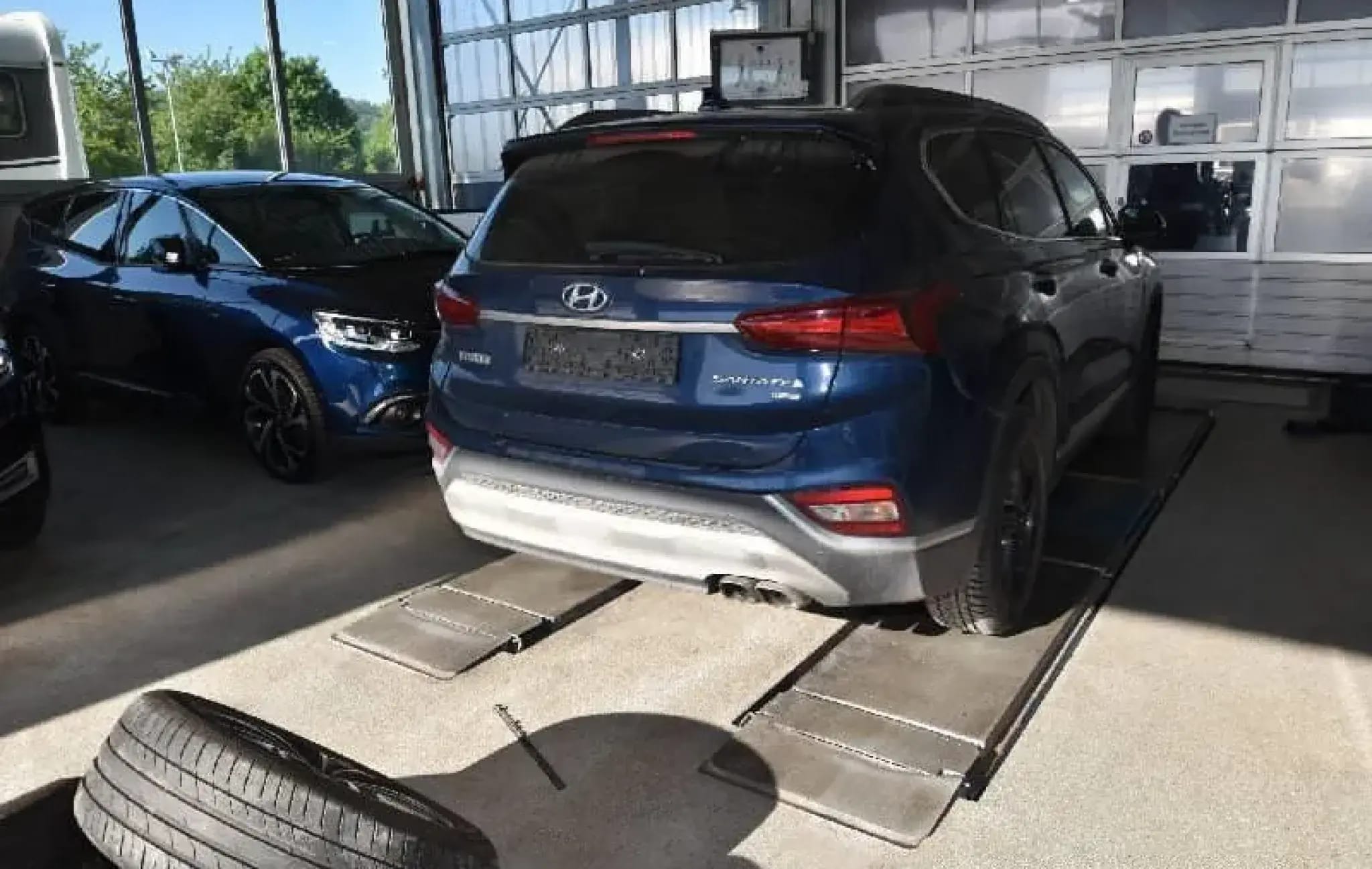 Hyundai SANTA FE