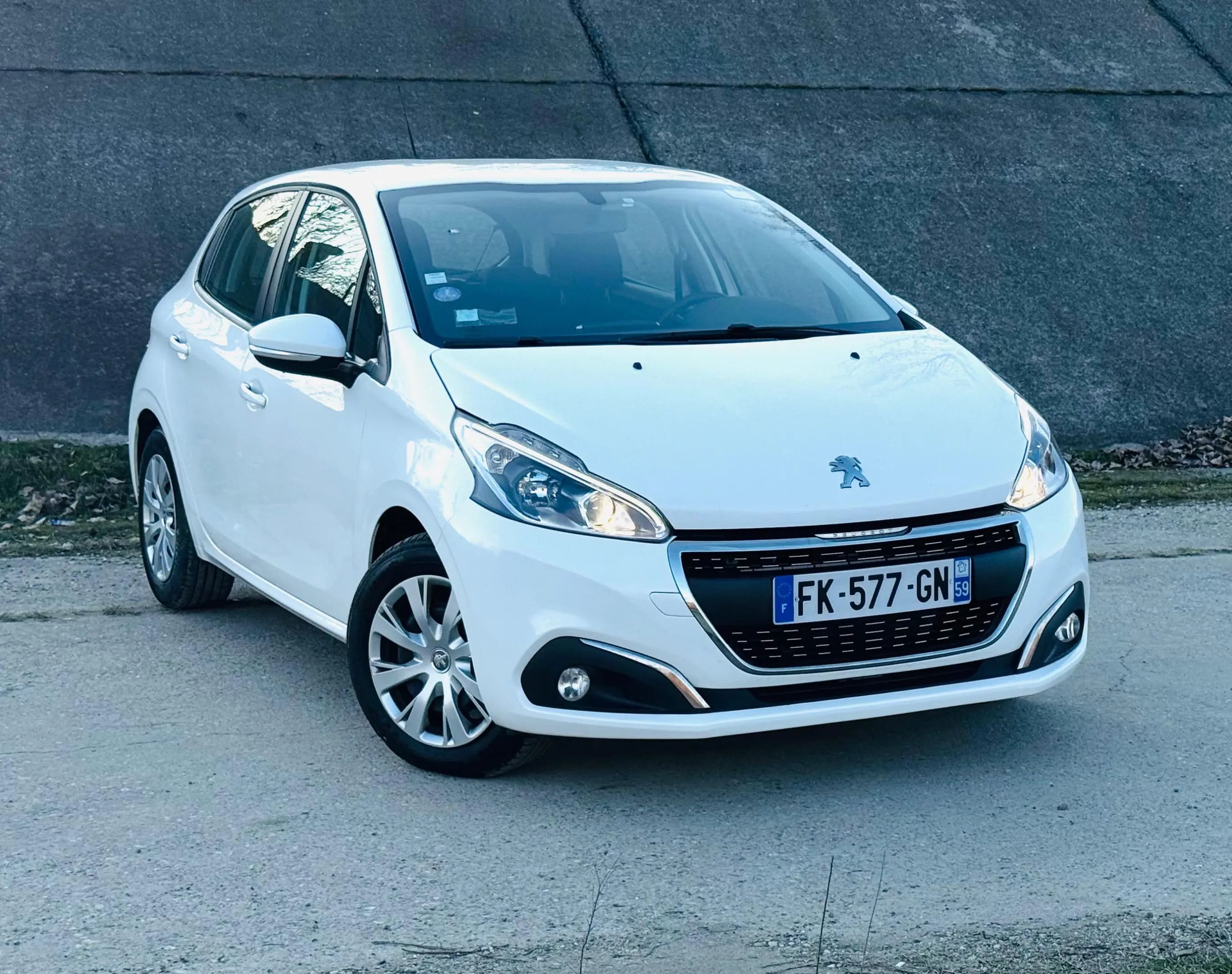 Peugeot 208