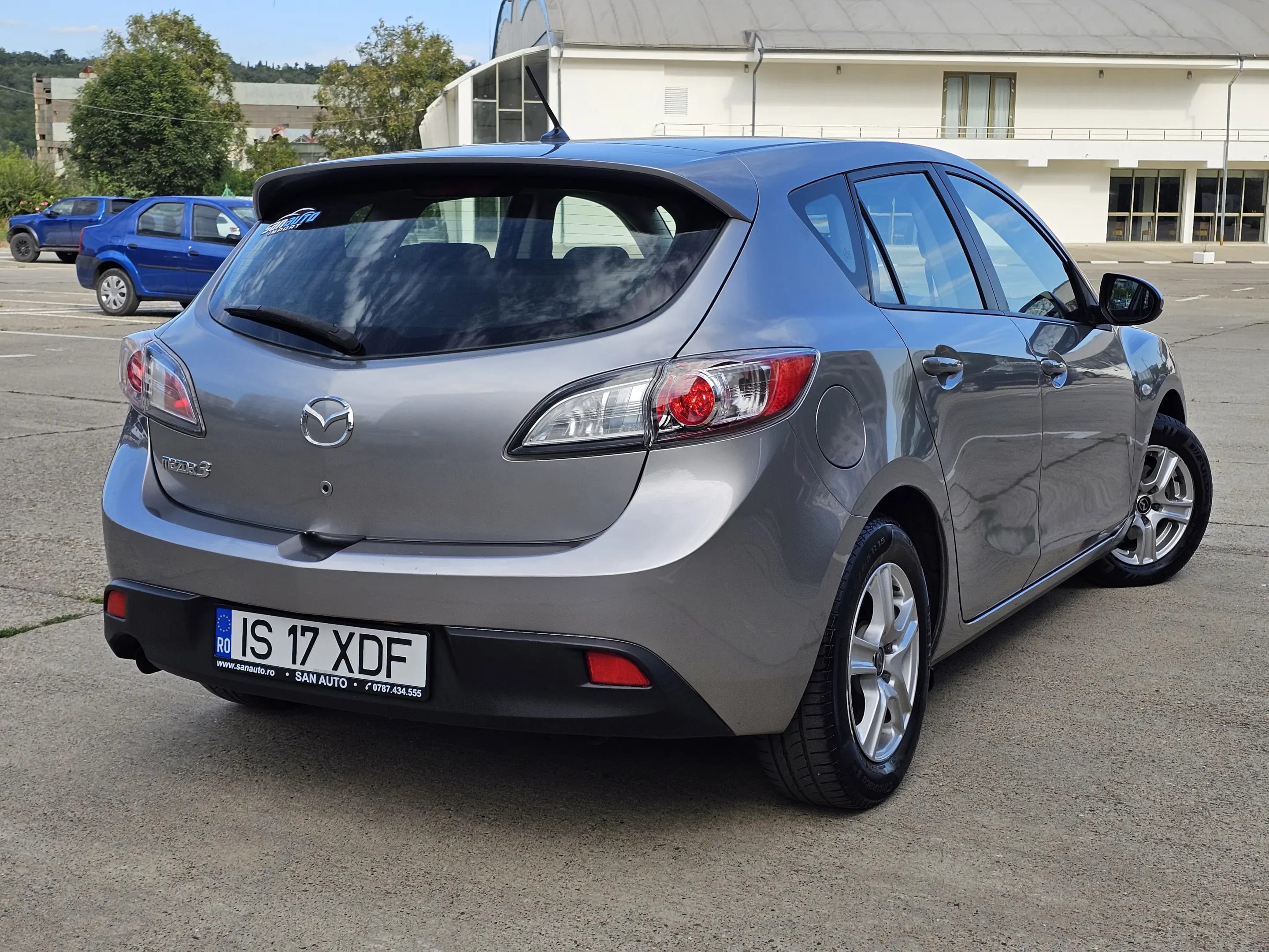Mazda 3