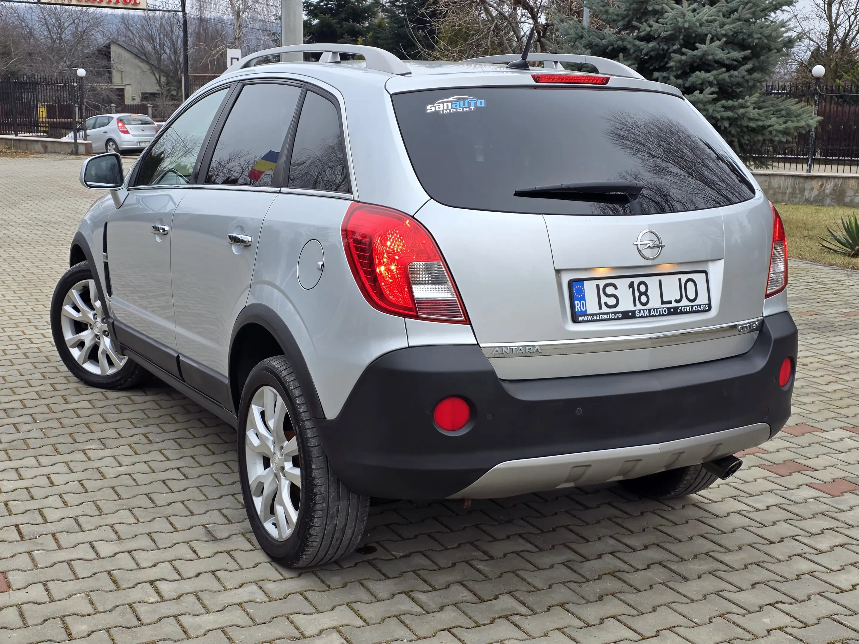 Opel Antara