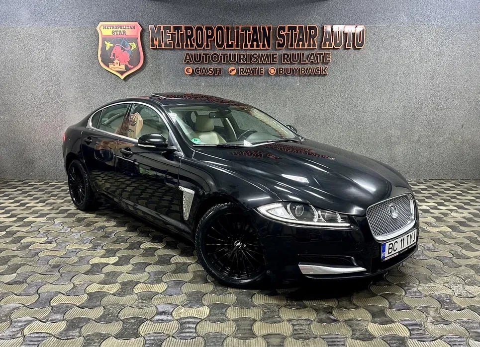 Jaguar XF