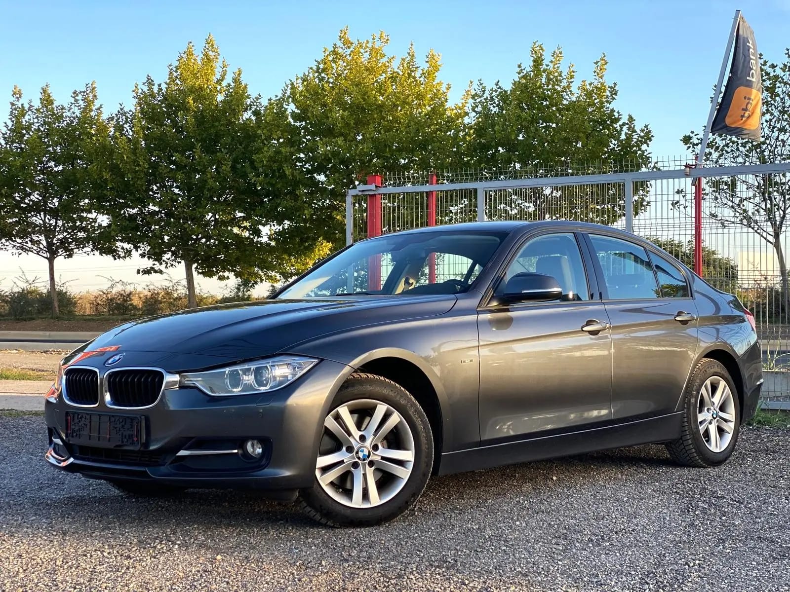 BMW 320