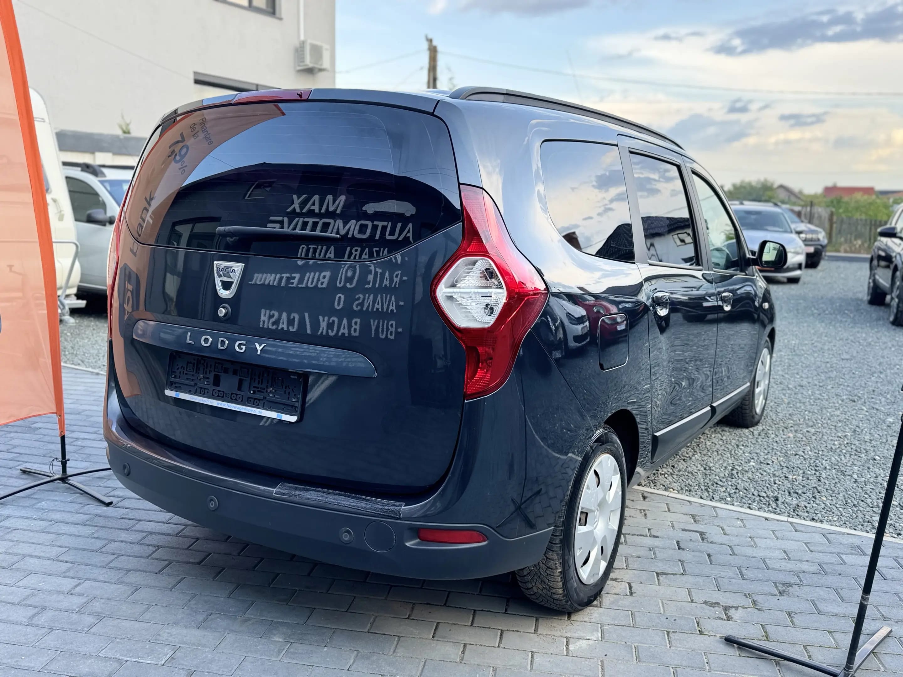 Dacia Lodgy