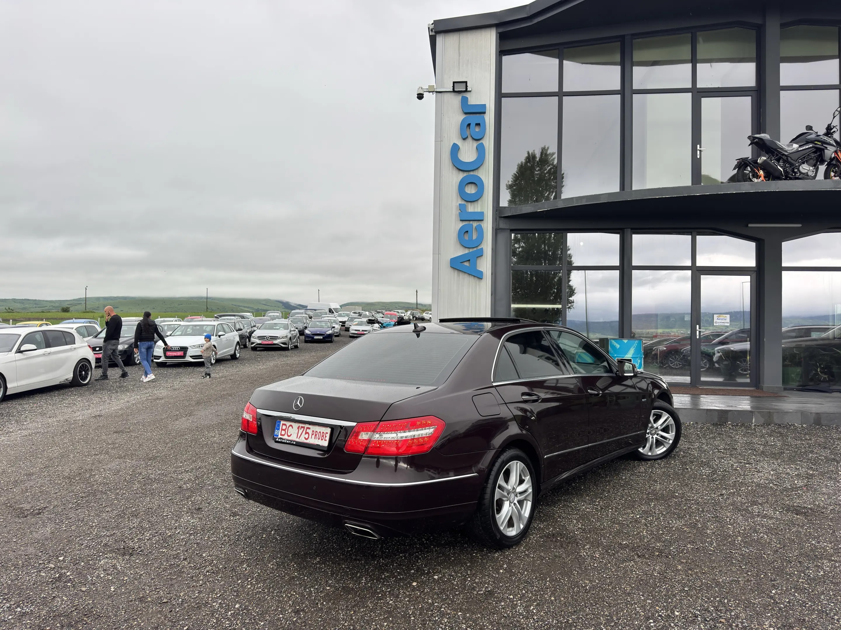 Mercedes-Benz E 250