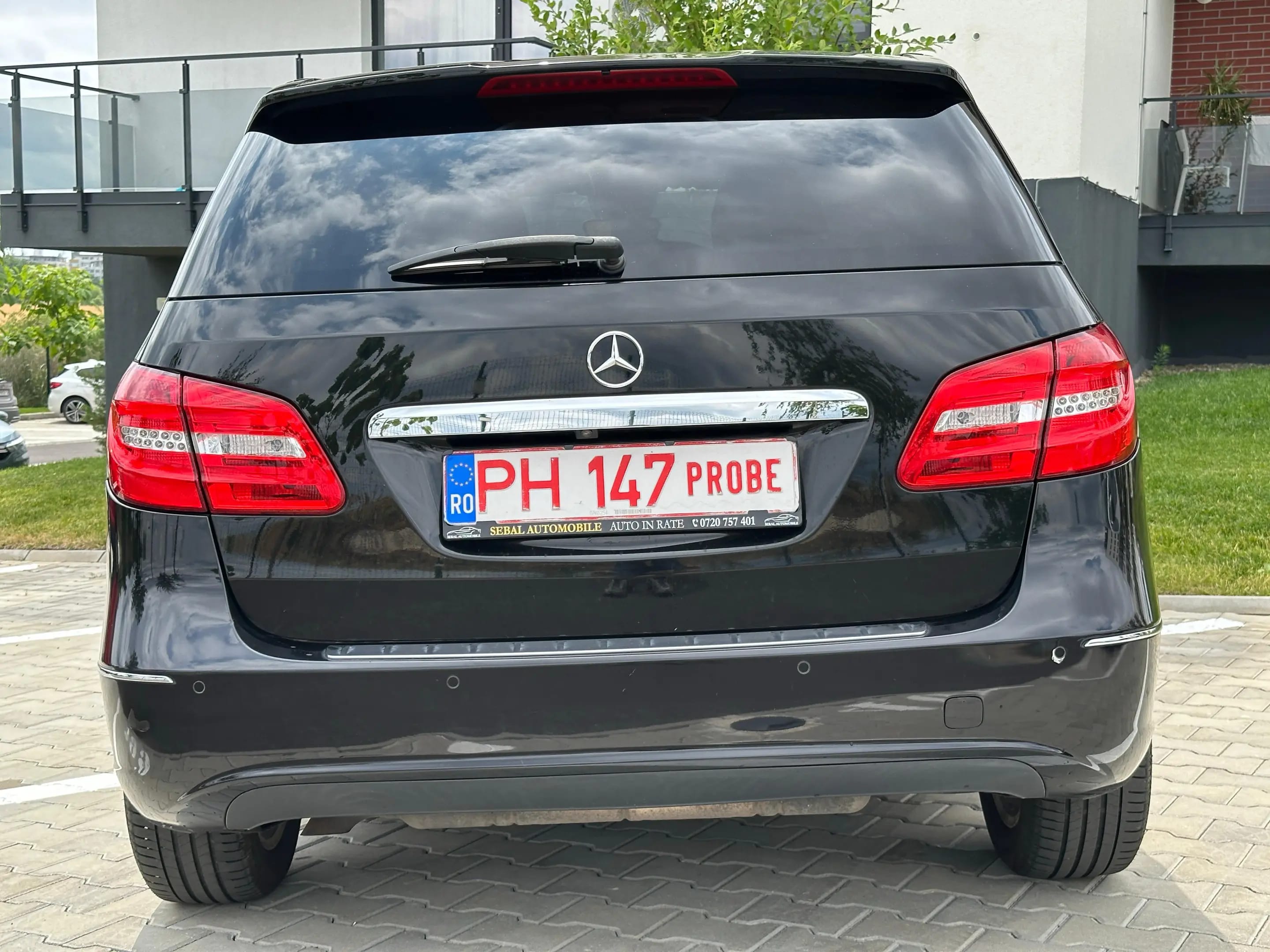 Mercedes-Benz B 200