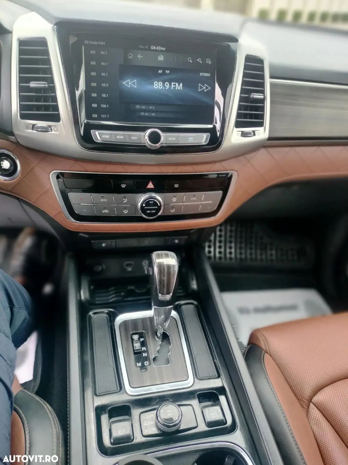KGM Rexton