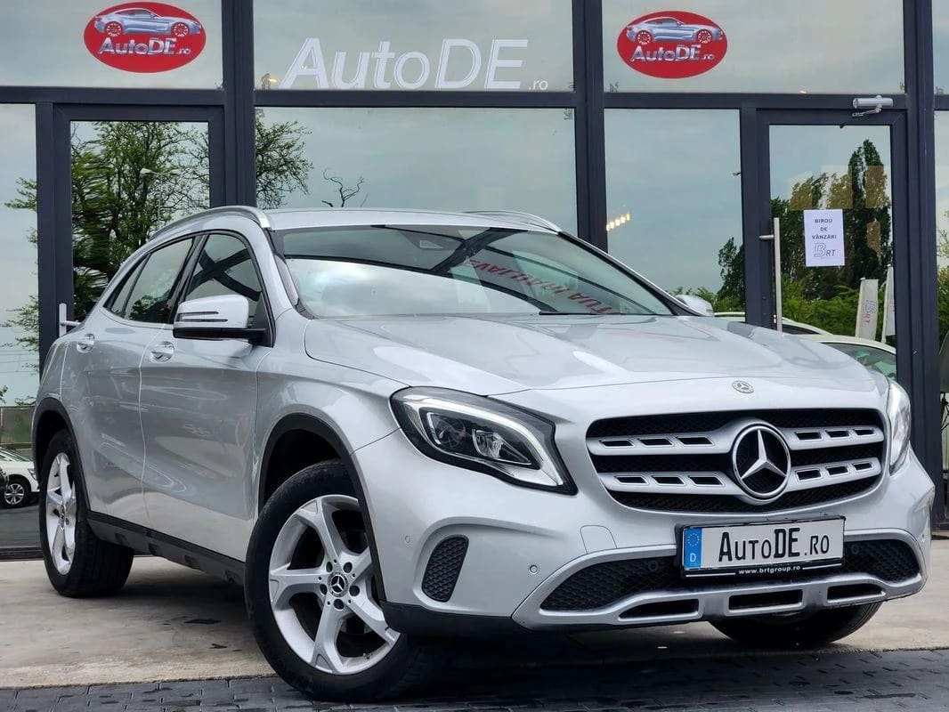 Mercedes-Benz GLA 220