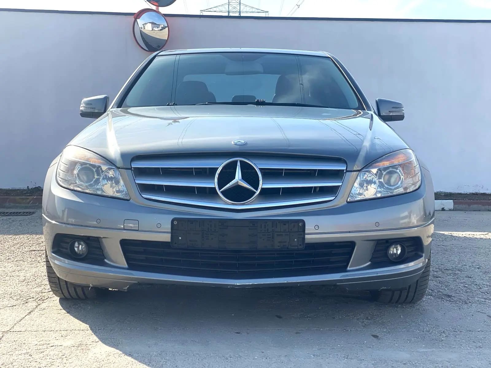 Mercedes-Benz 200