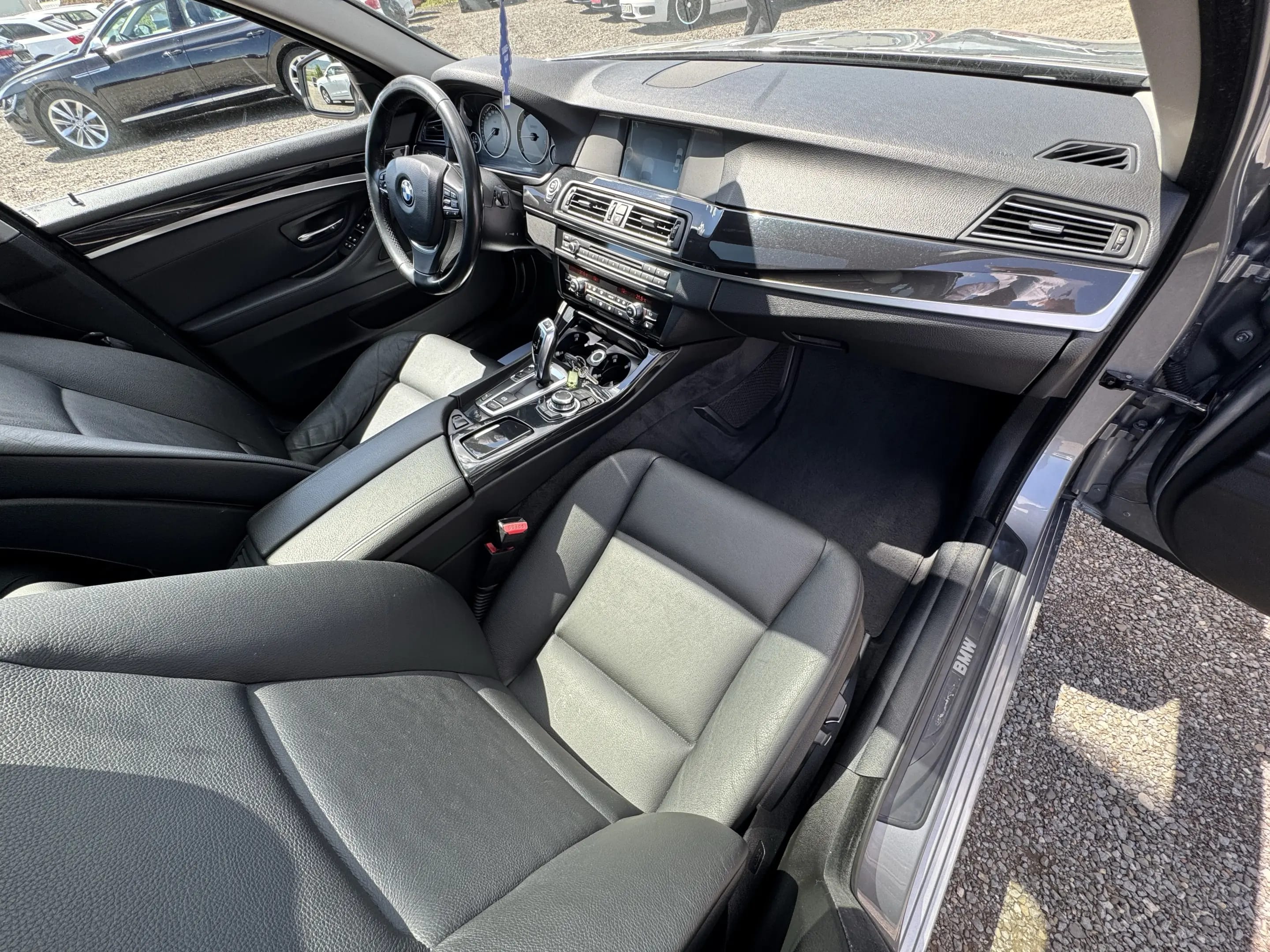BMW 525