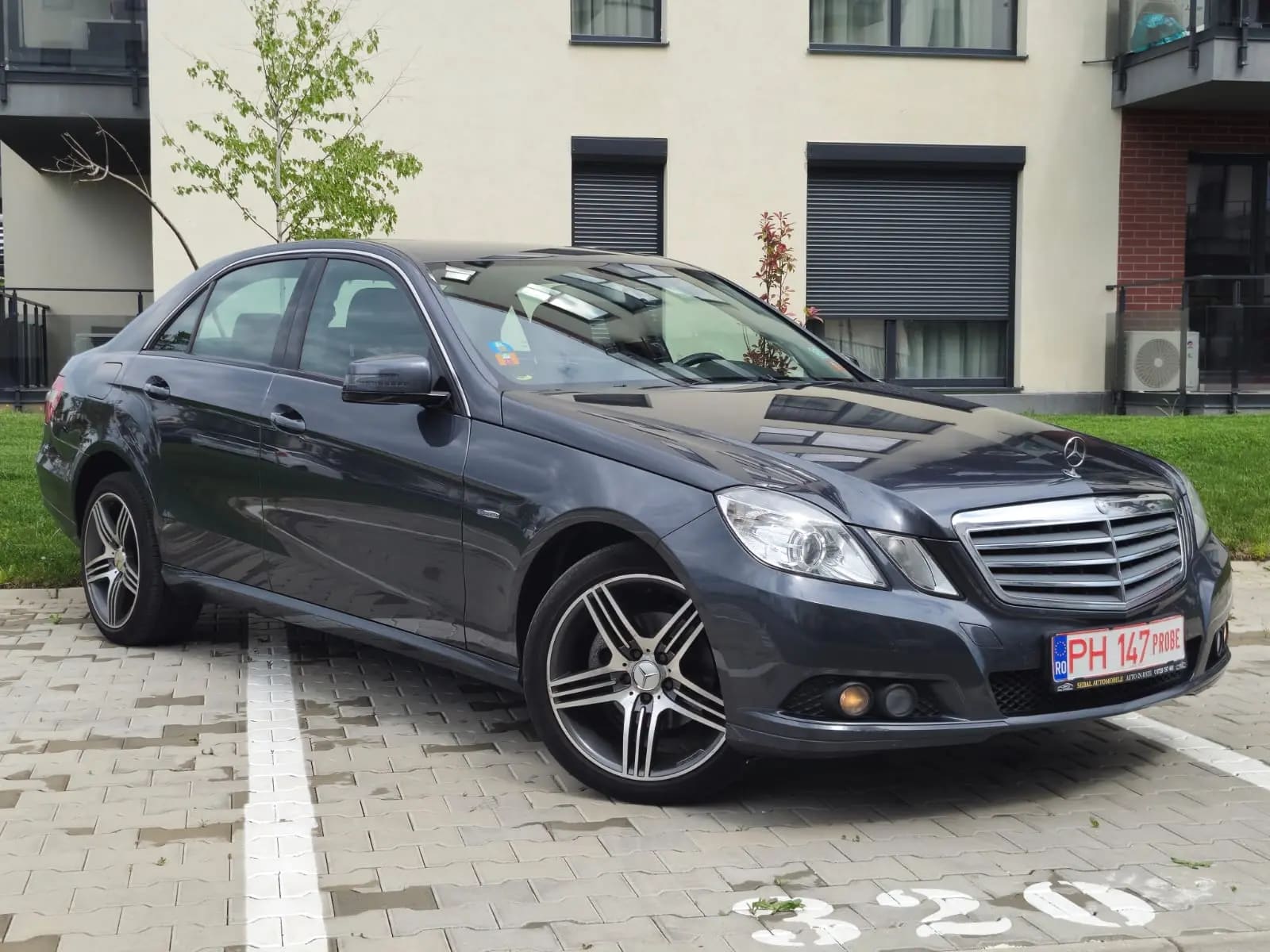 Mercedes-Benz E 220