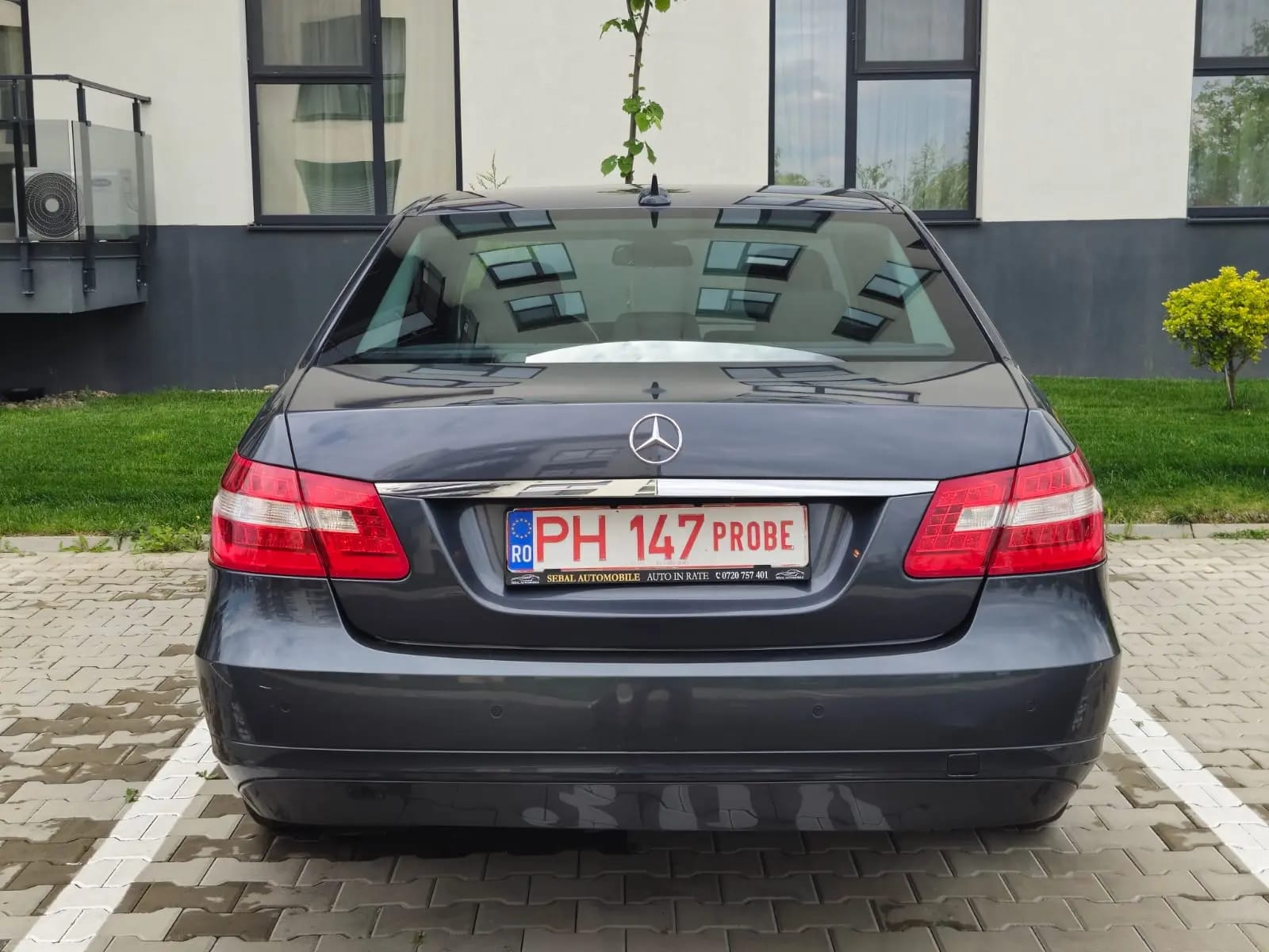 Mercedes-Benz E 220