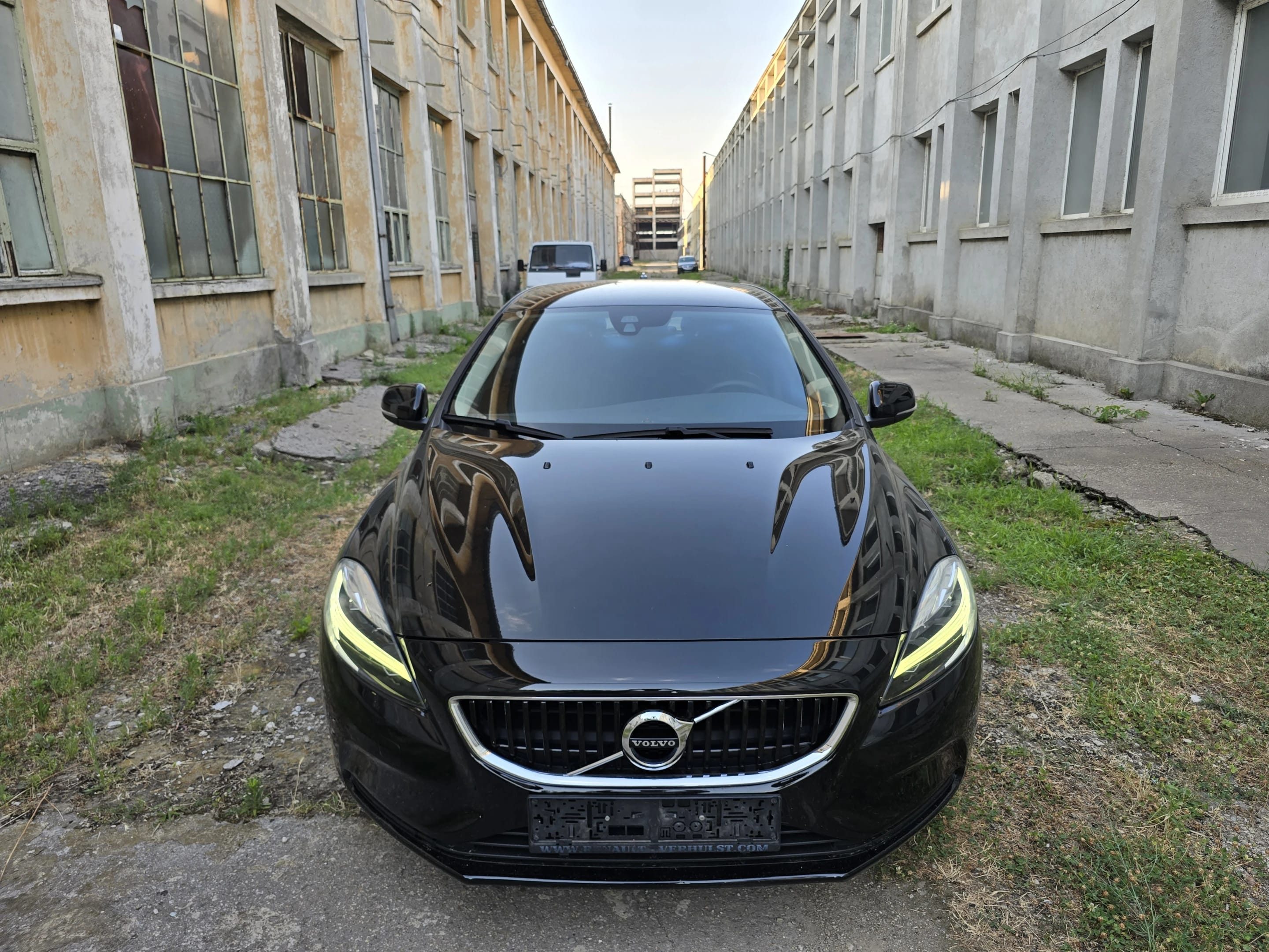 Volvo V40