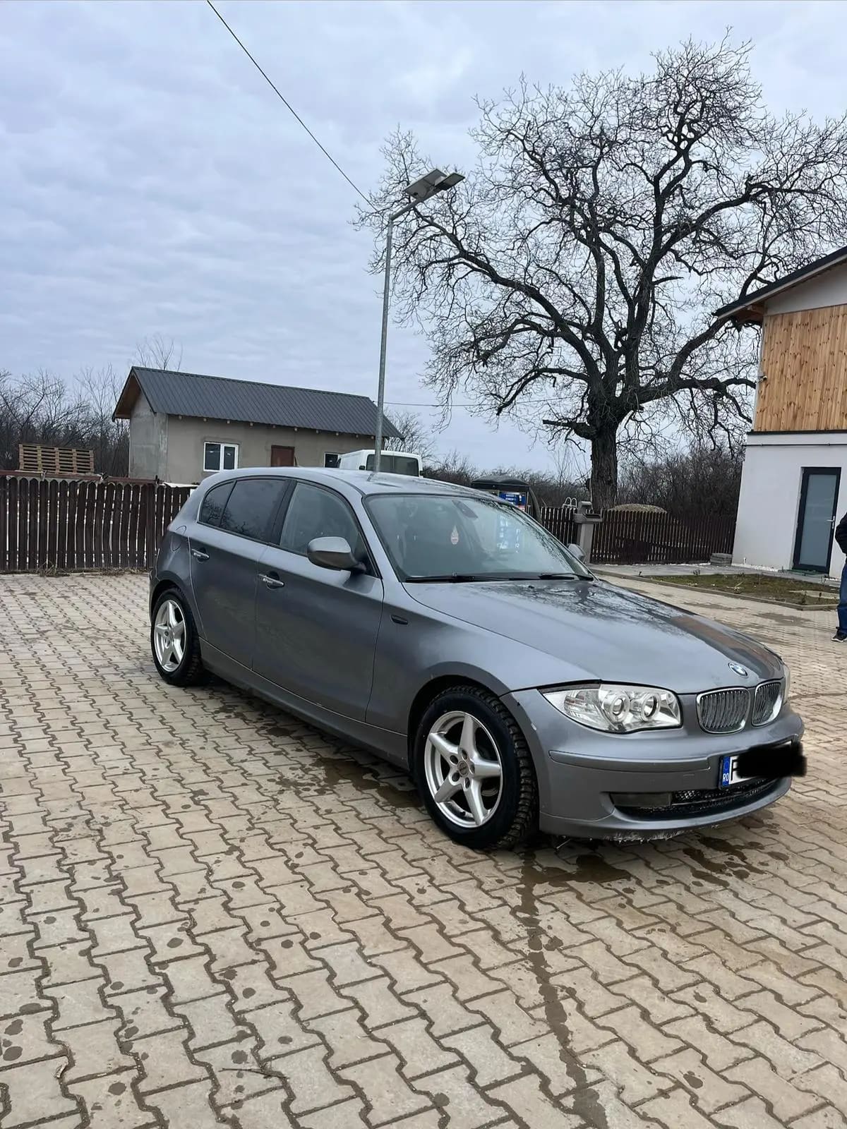 BMW 120