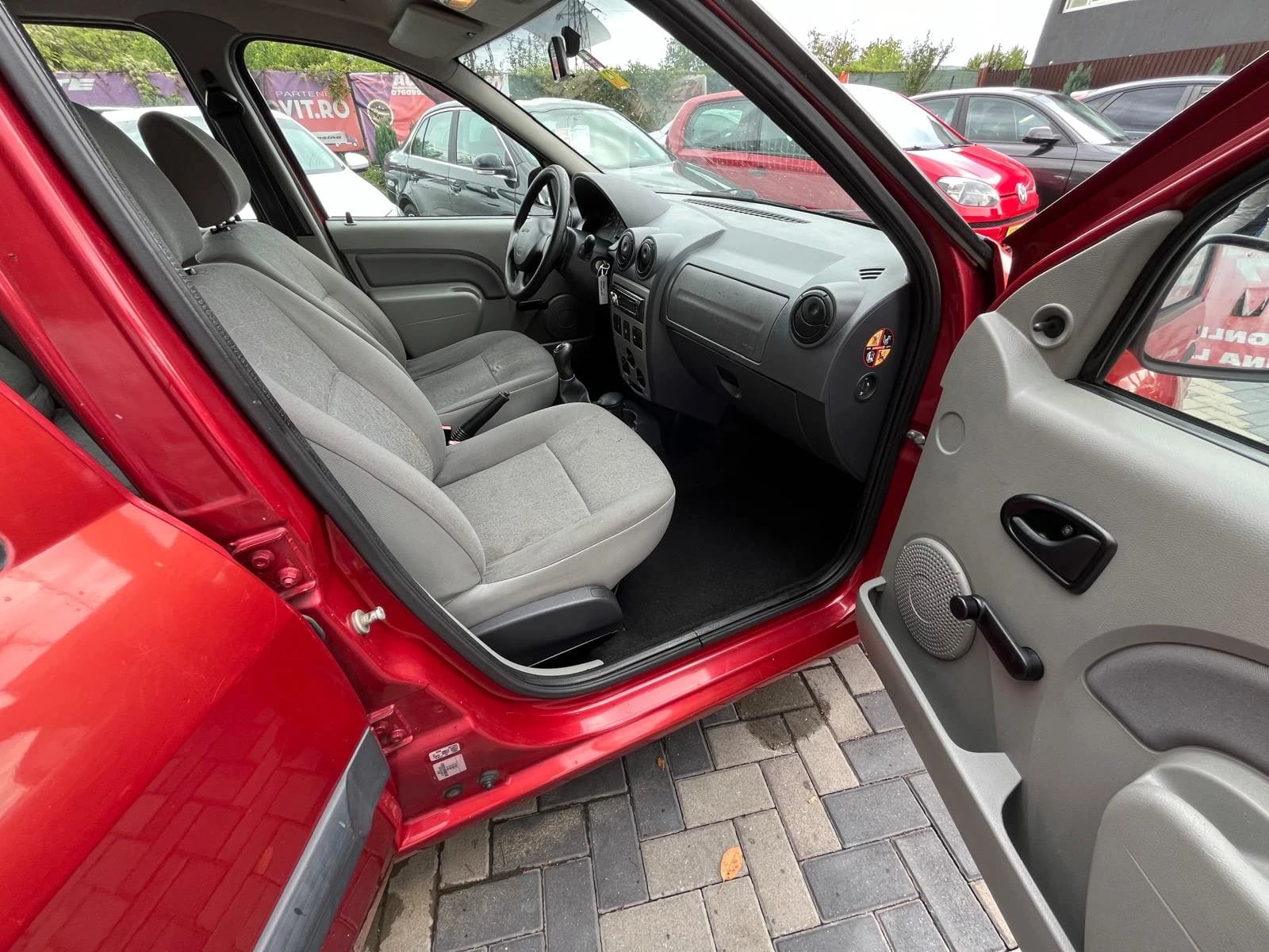 Dacia Logan