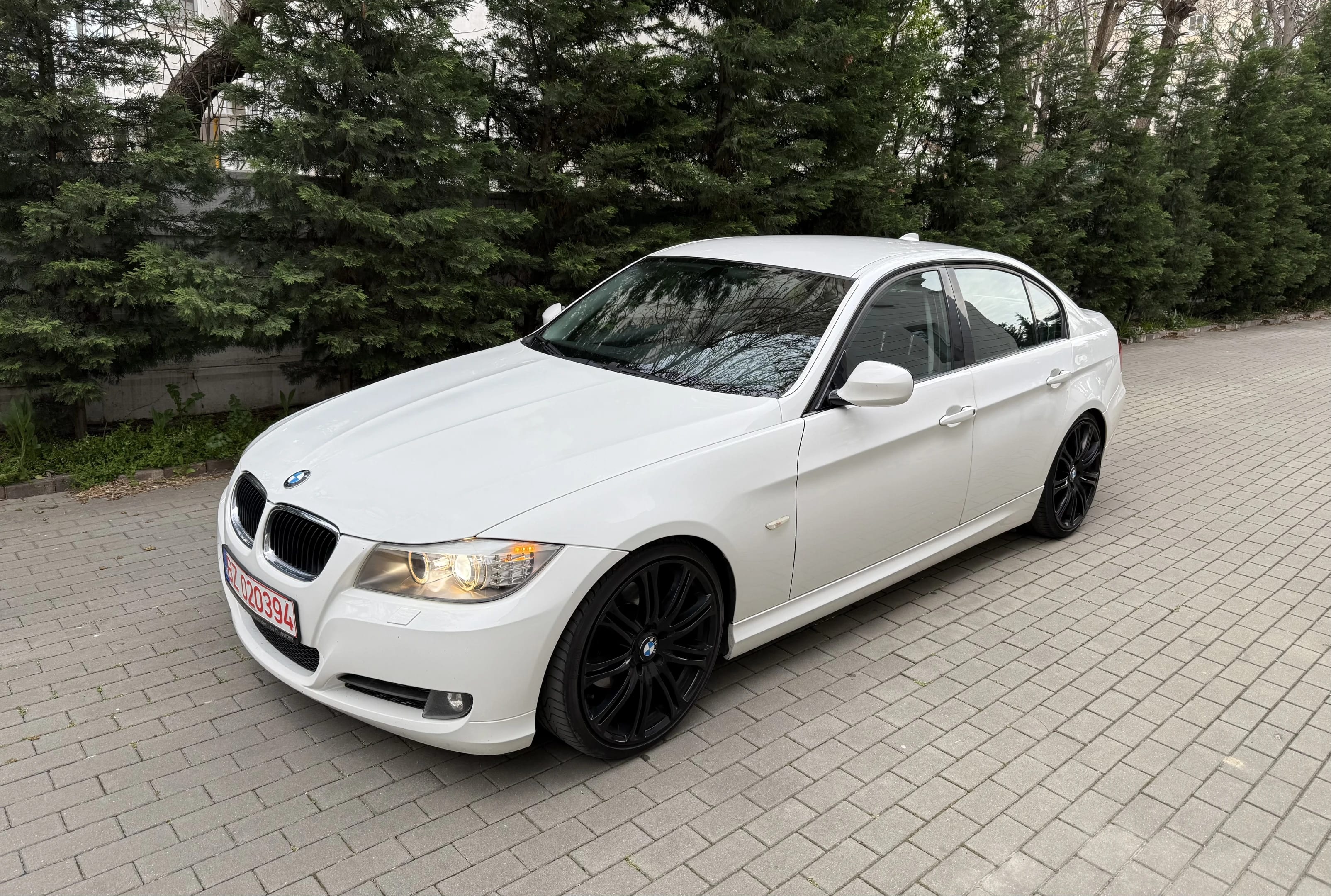 BMW 320