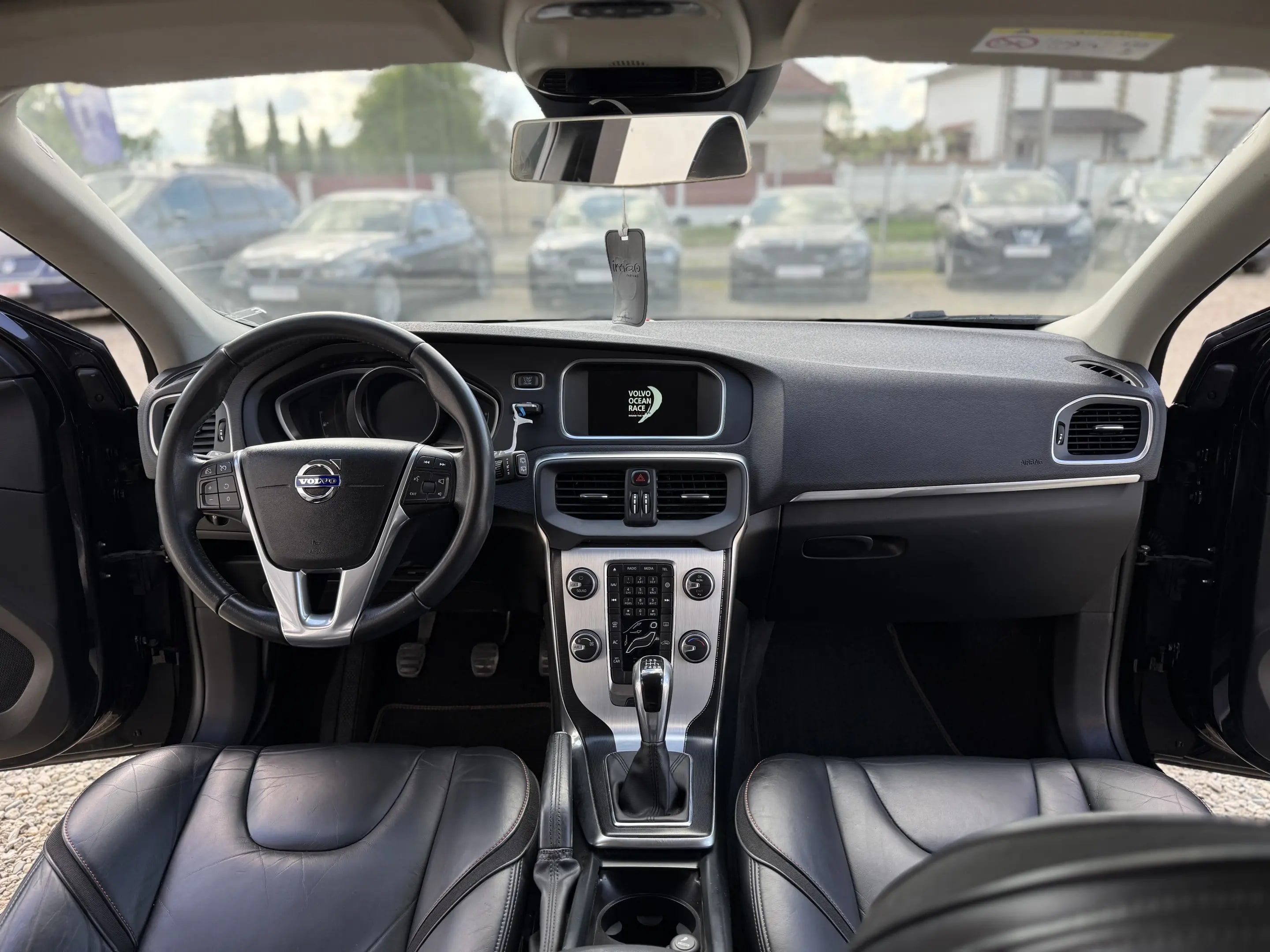 Volvo V40