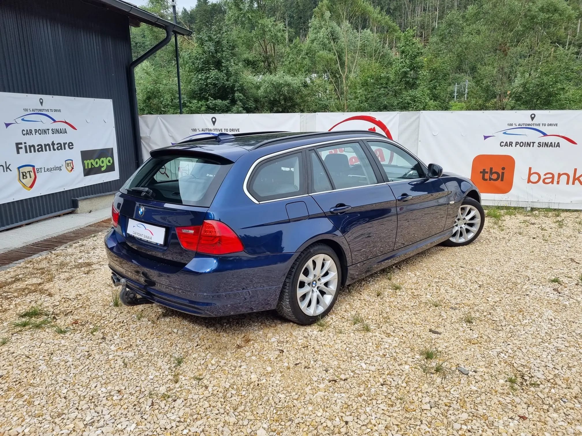 BMW 330