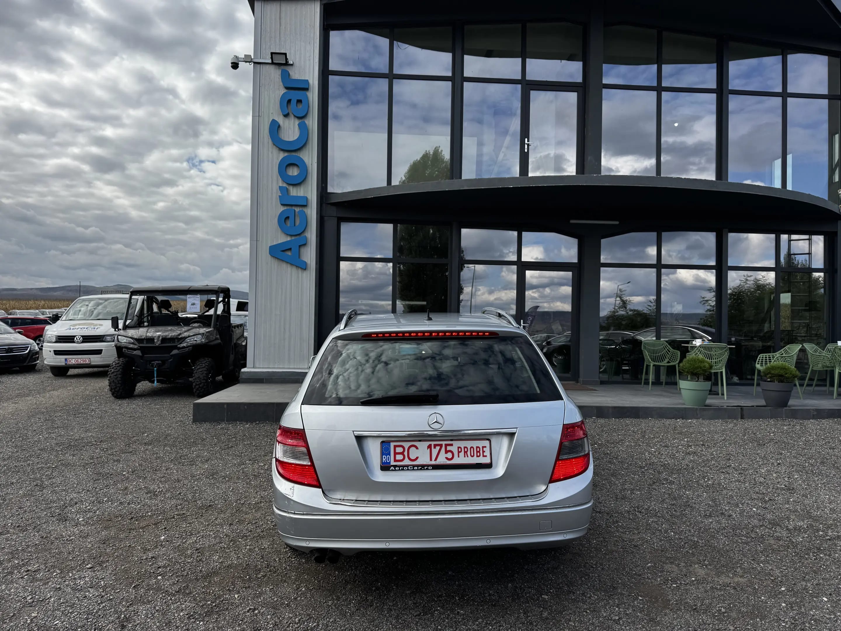 Mercedes-Benz C 180