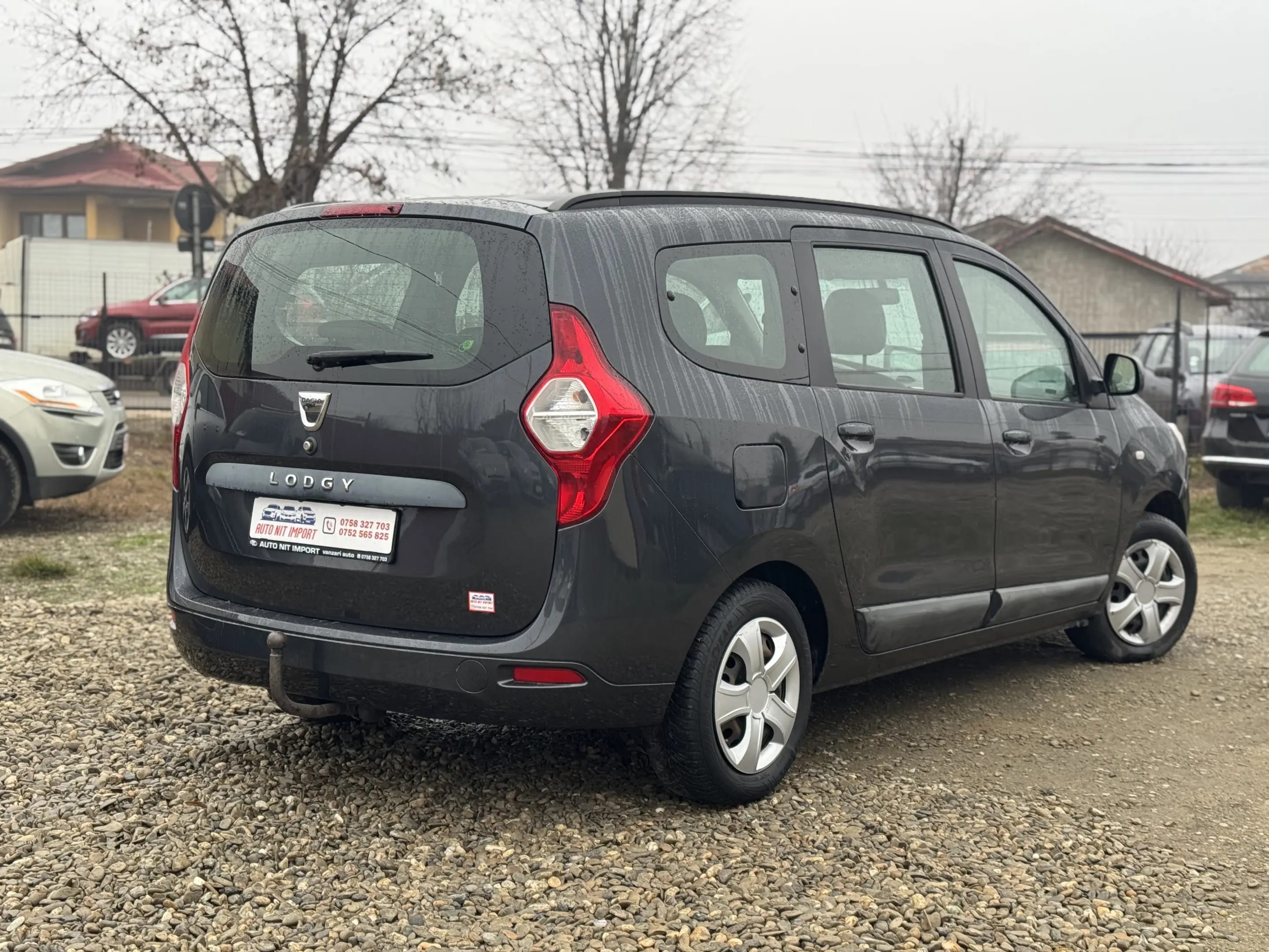 Dacia Lodgy