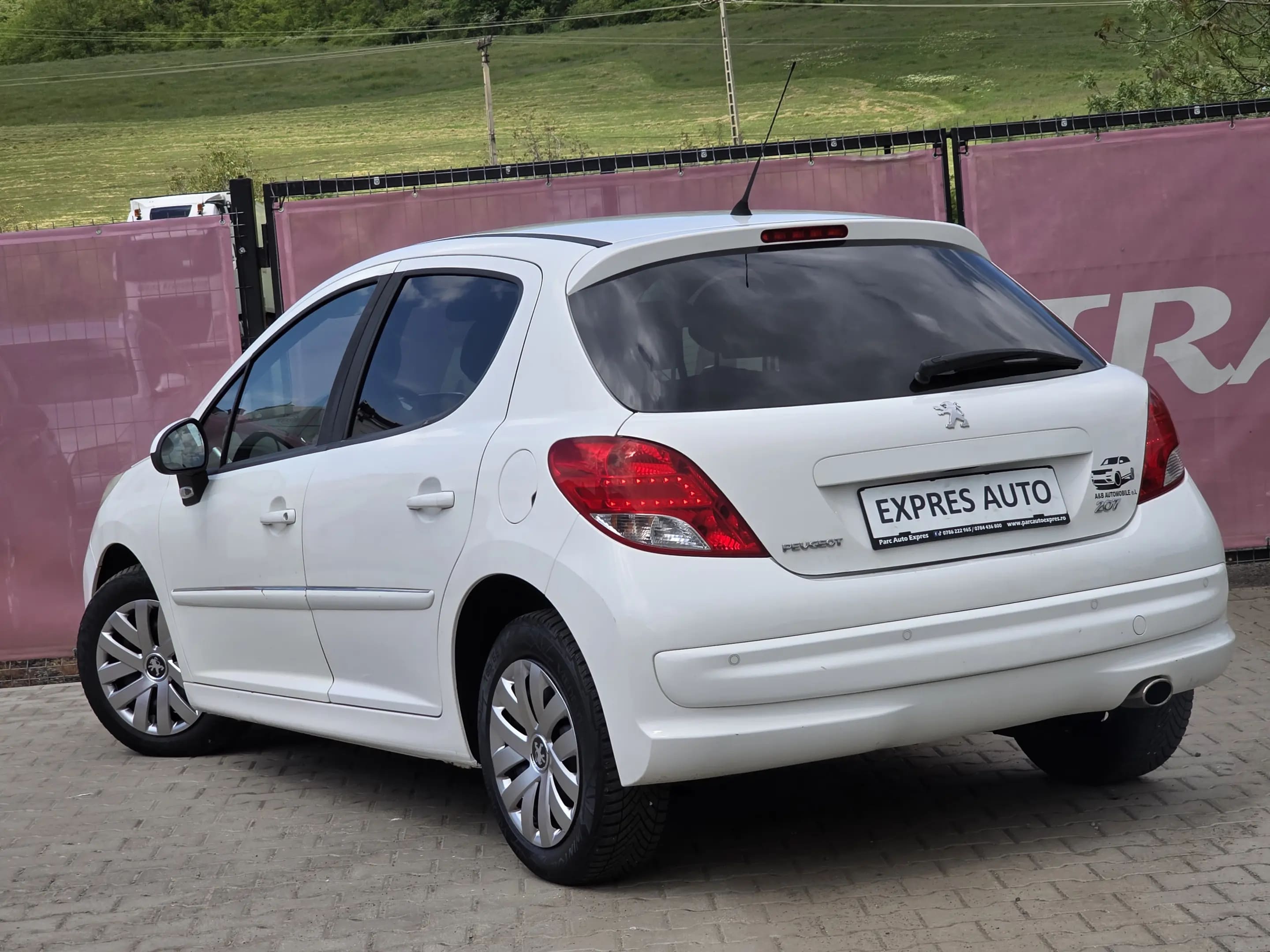 Peugeot 207
