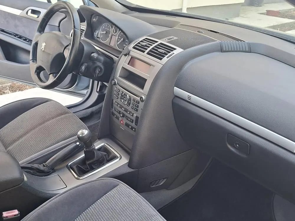 Peugeot 407