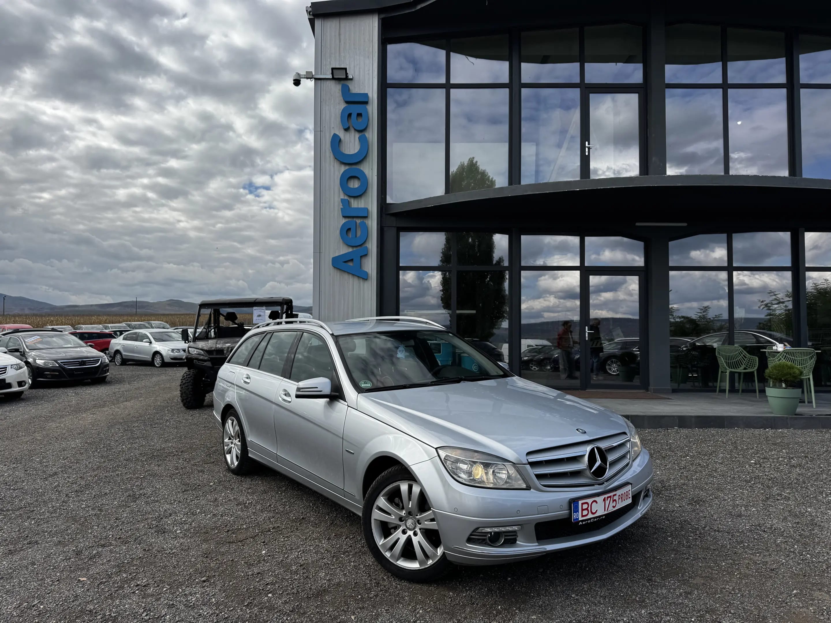 Mercedes-Benz C 180