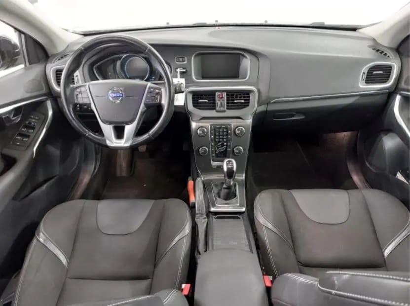 Volvo V40